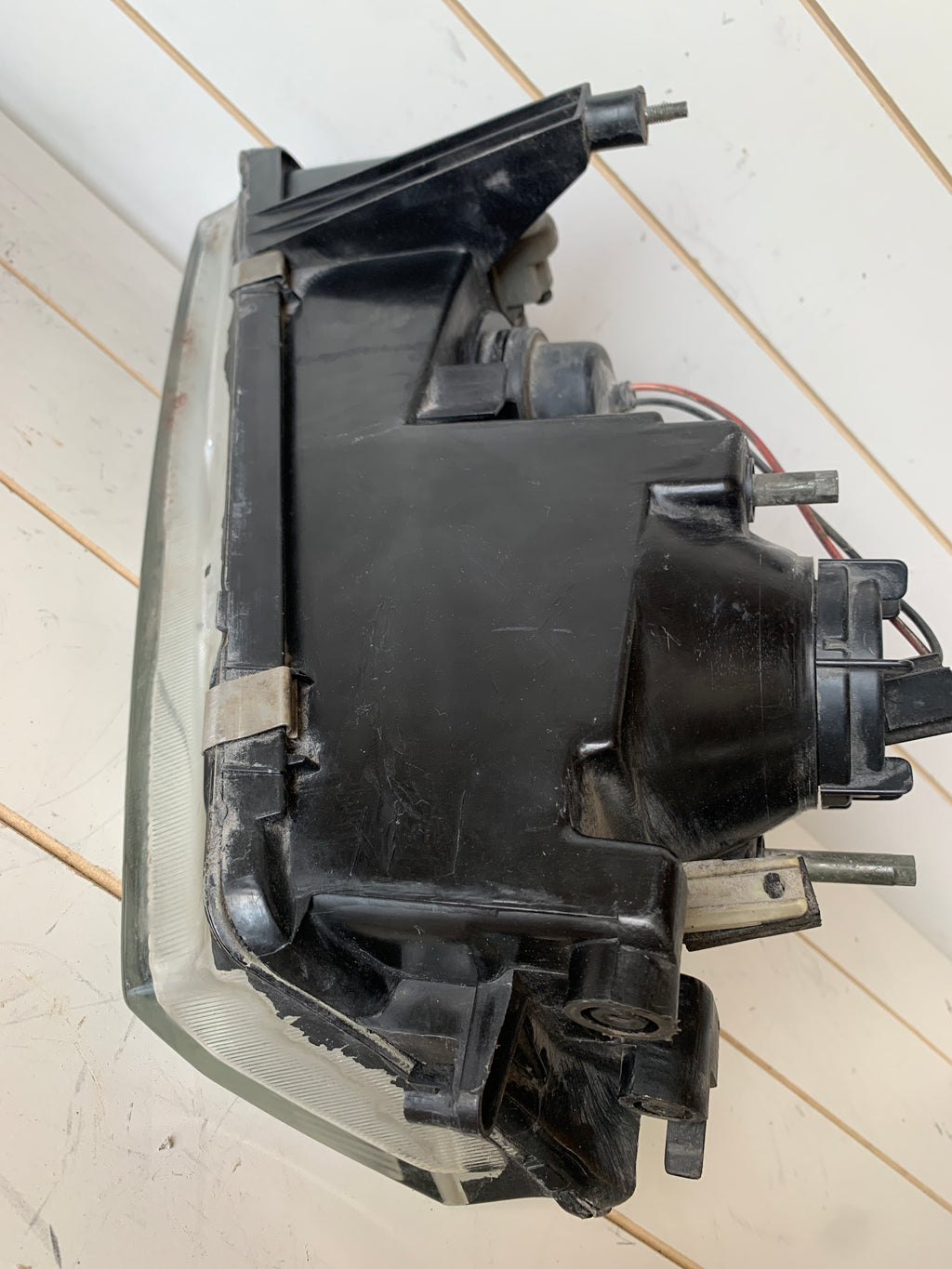 RIGHT Headlight, R32