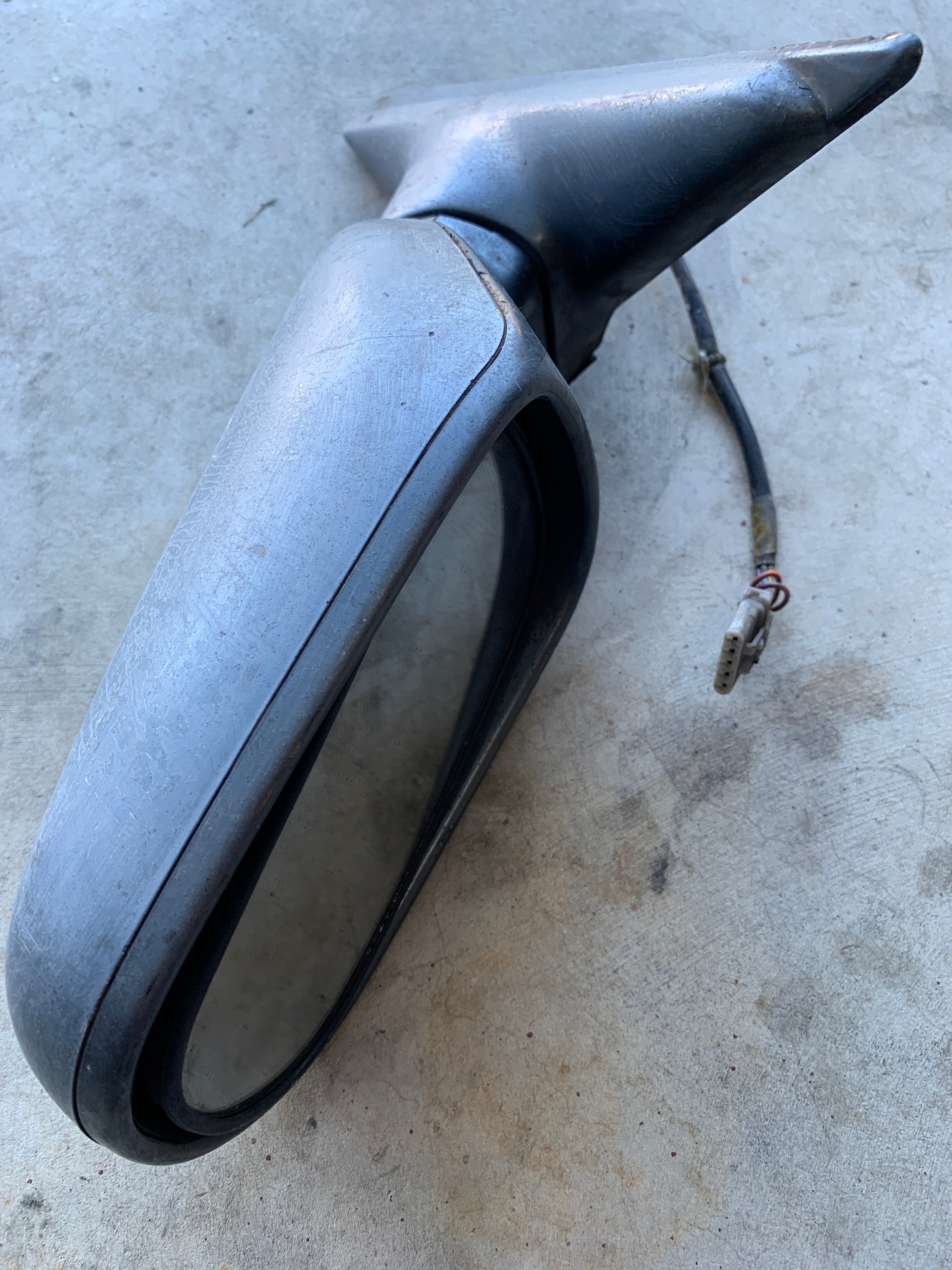 LEFT Wing Mirror, R32 4dr