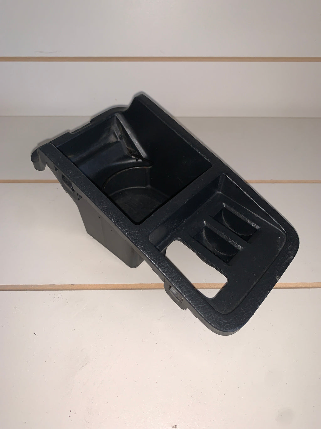 Centre Console Cup Holder, R33