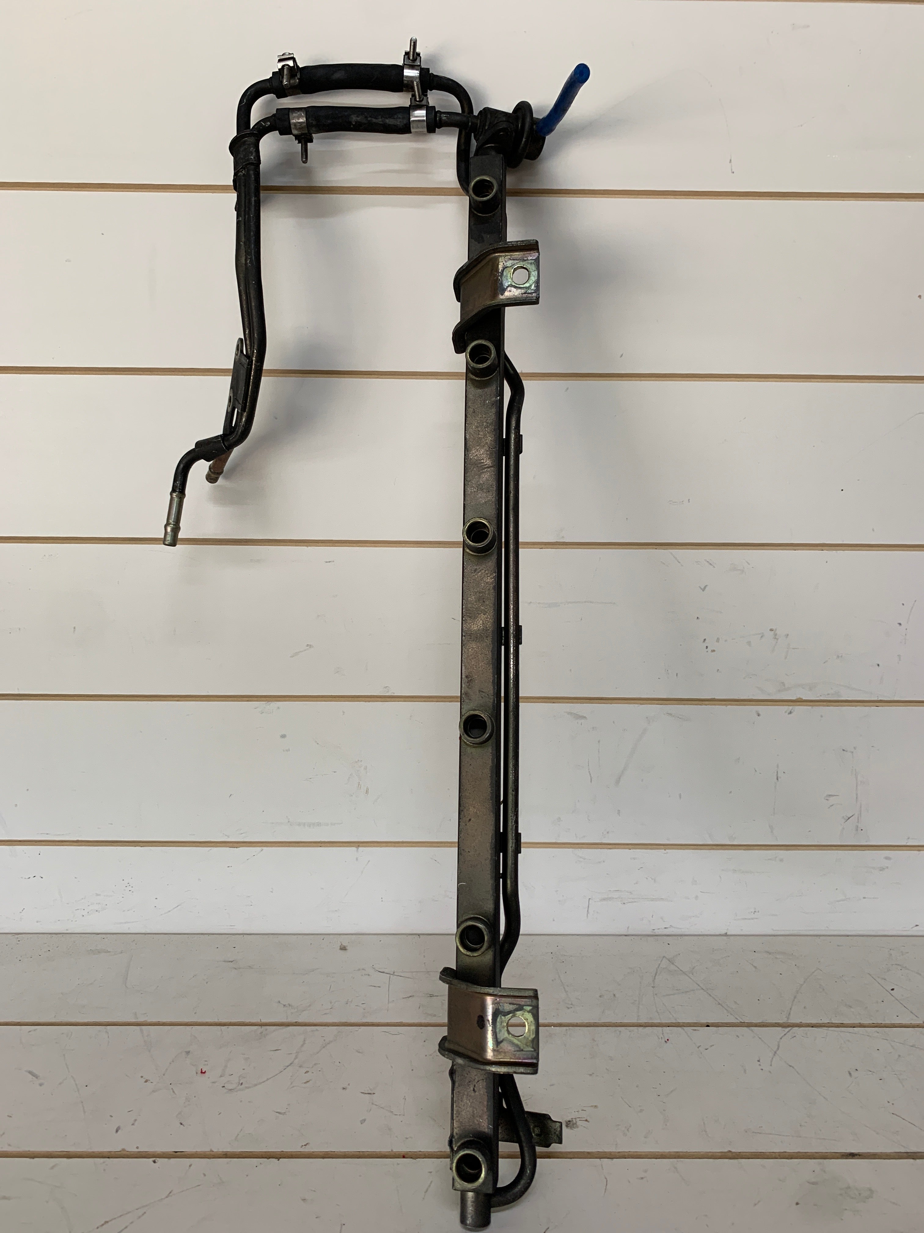Fuel Rail, R32 GTR