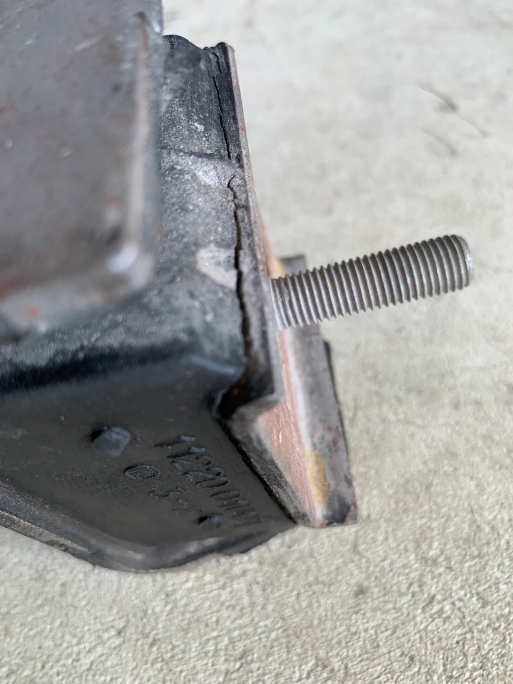 Engine Mount, RB26