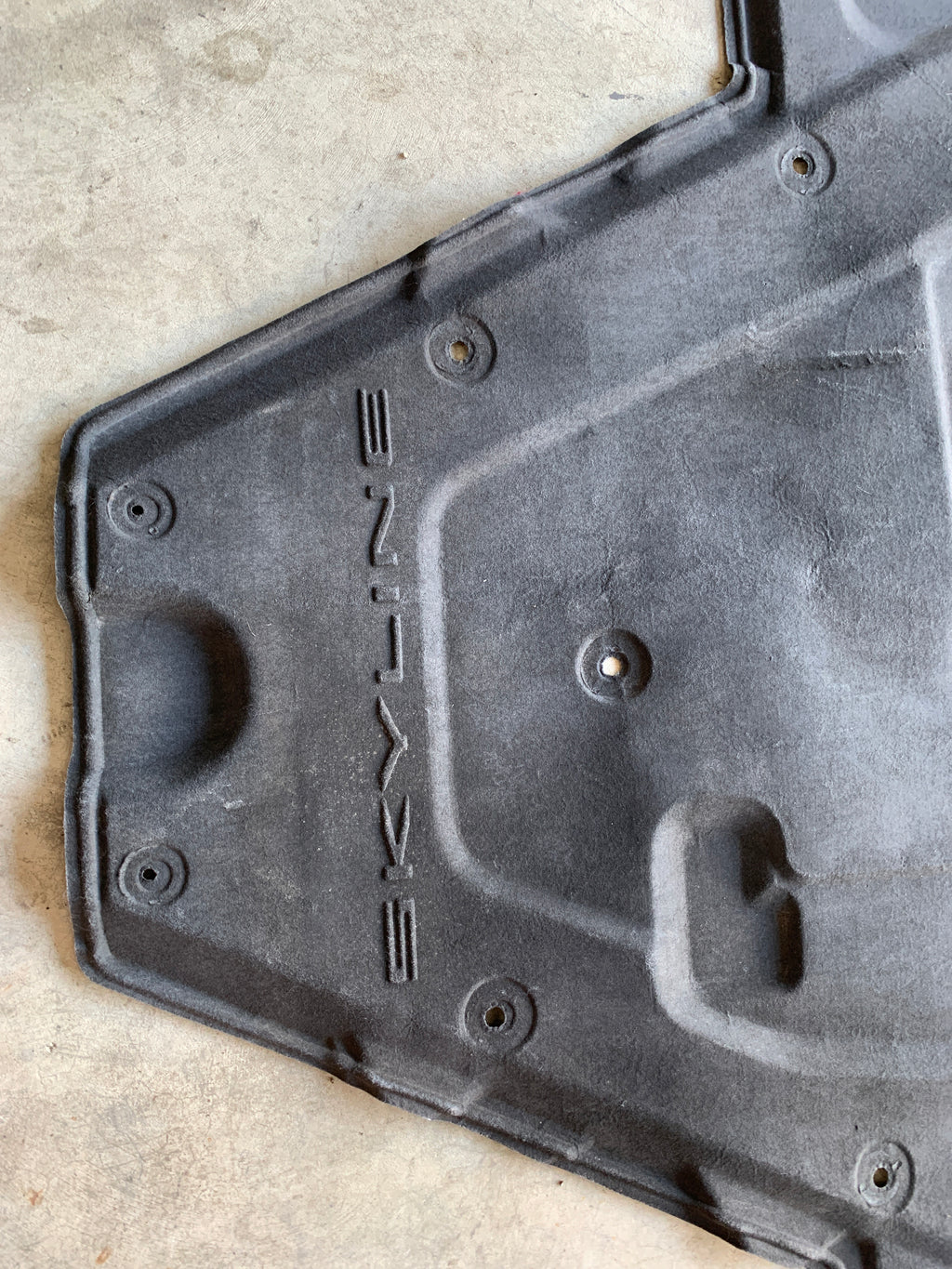 Bonnet Liner, R32
