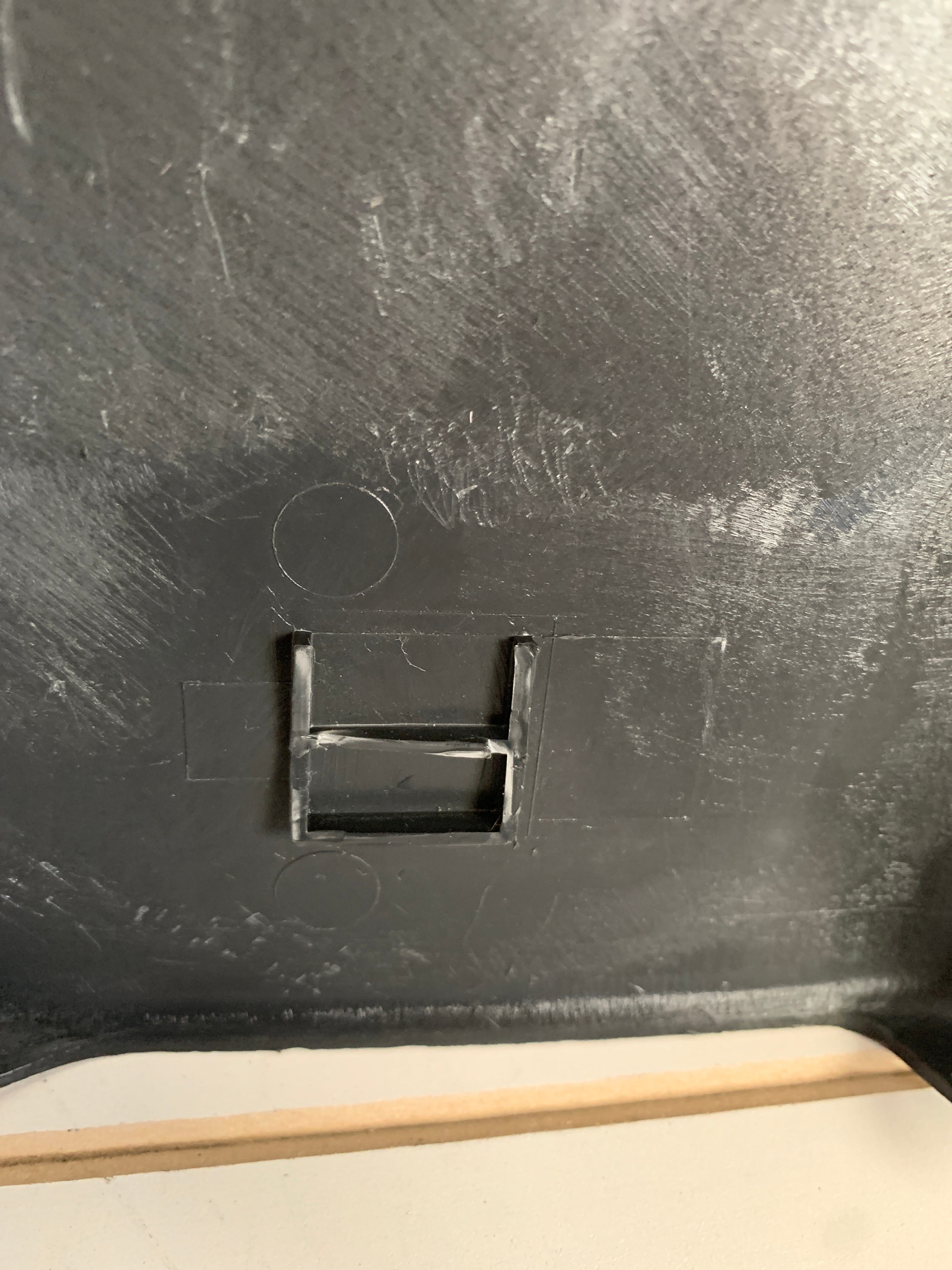 LEFT Kick Panel, R32