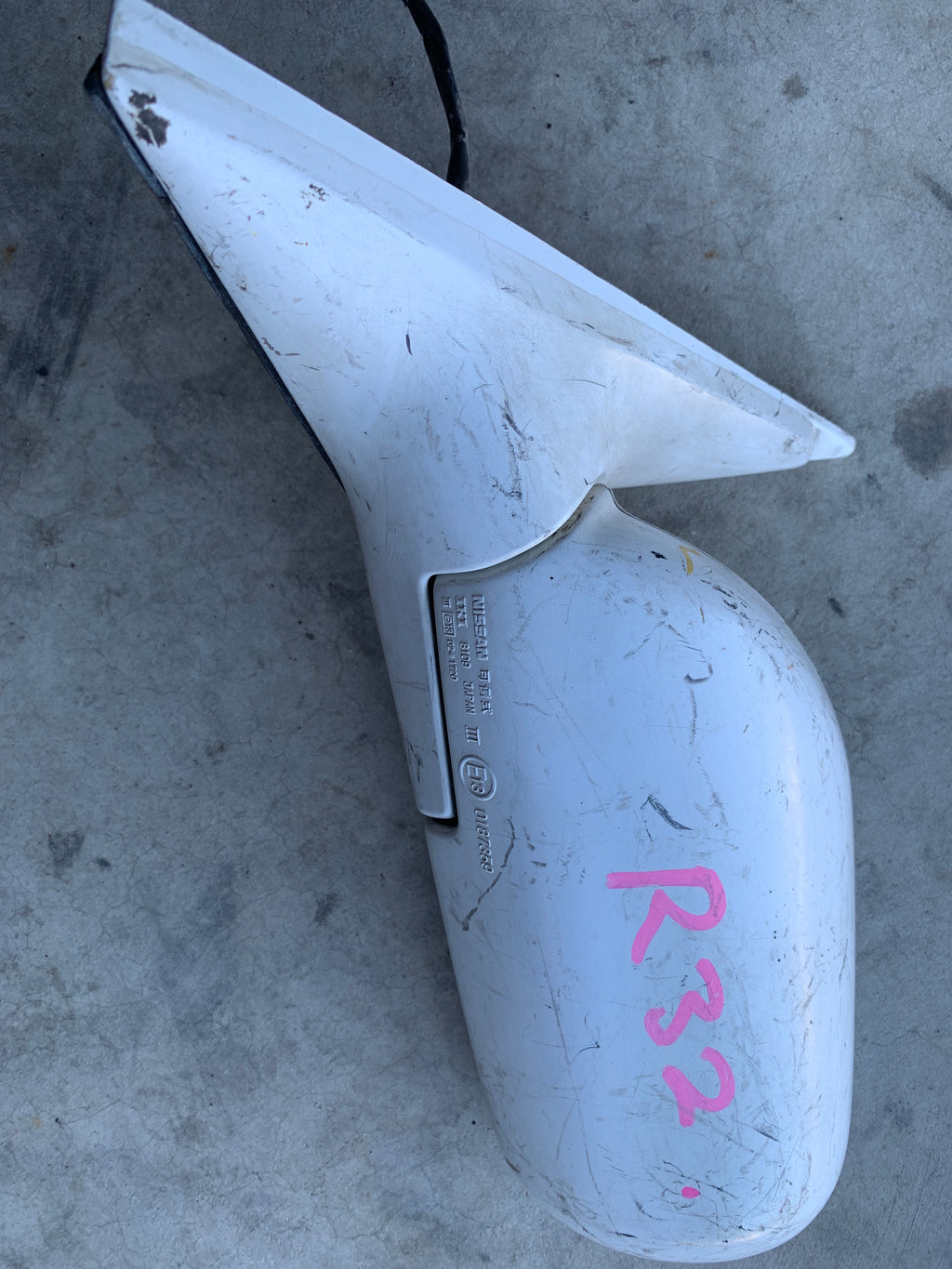 LEFT Wing Mirror, R32 4dr