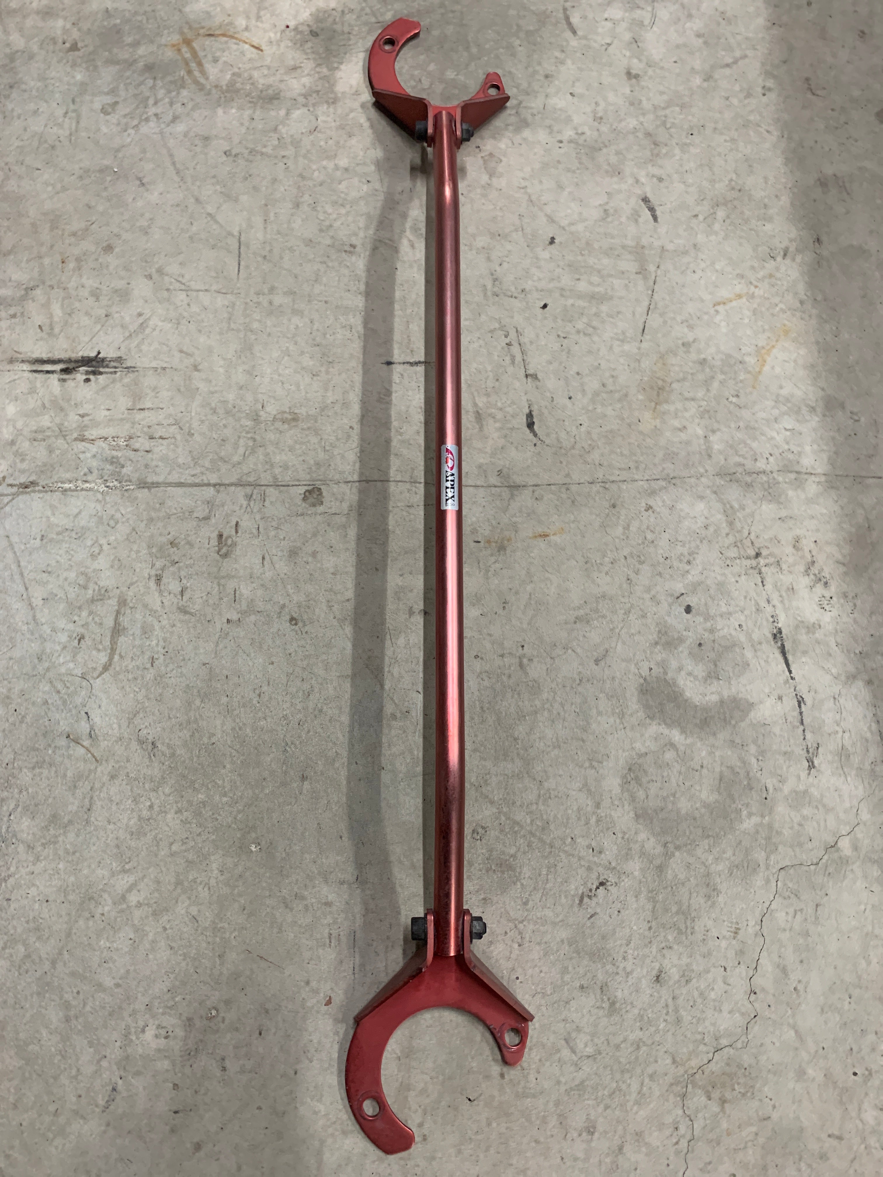 Apexi Front Strut Brace, R32