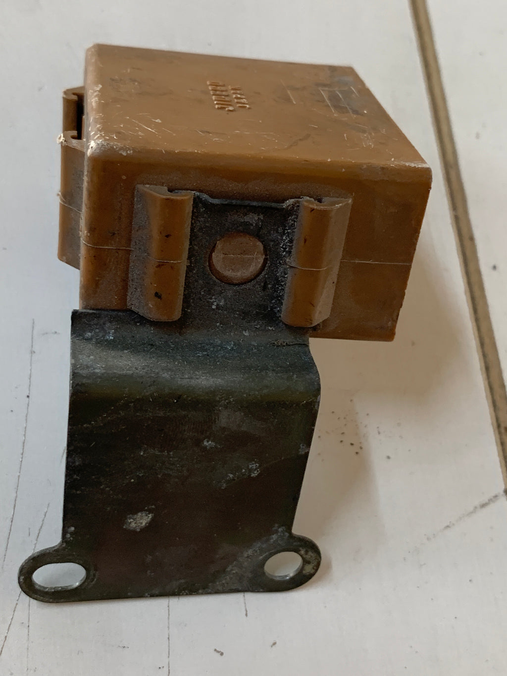 Wiper Control Relay, R32 GTR