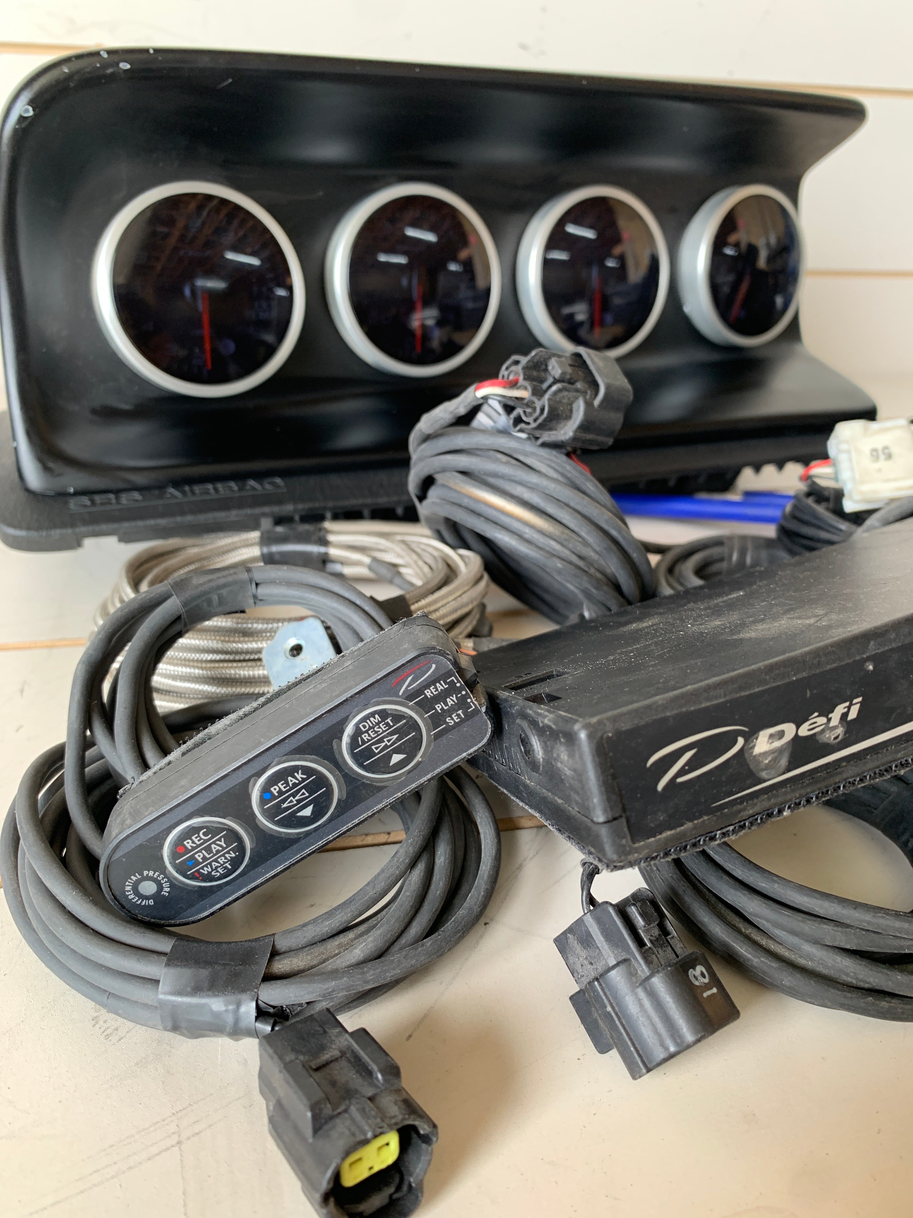 Huge DEFI Gauge Set-up