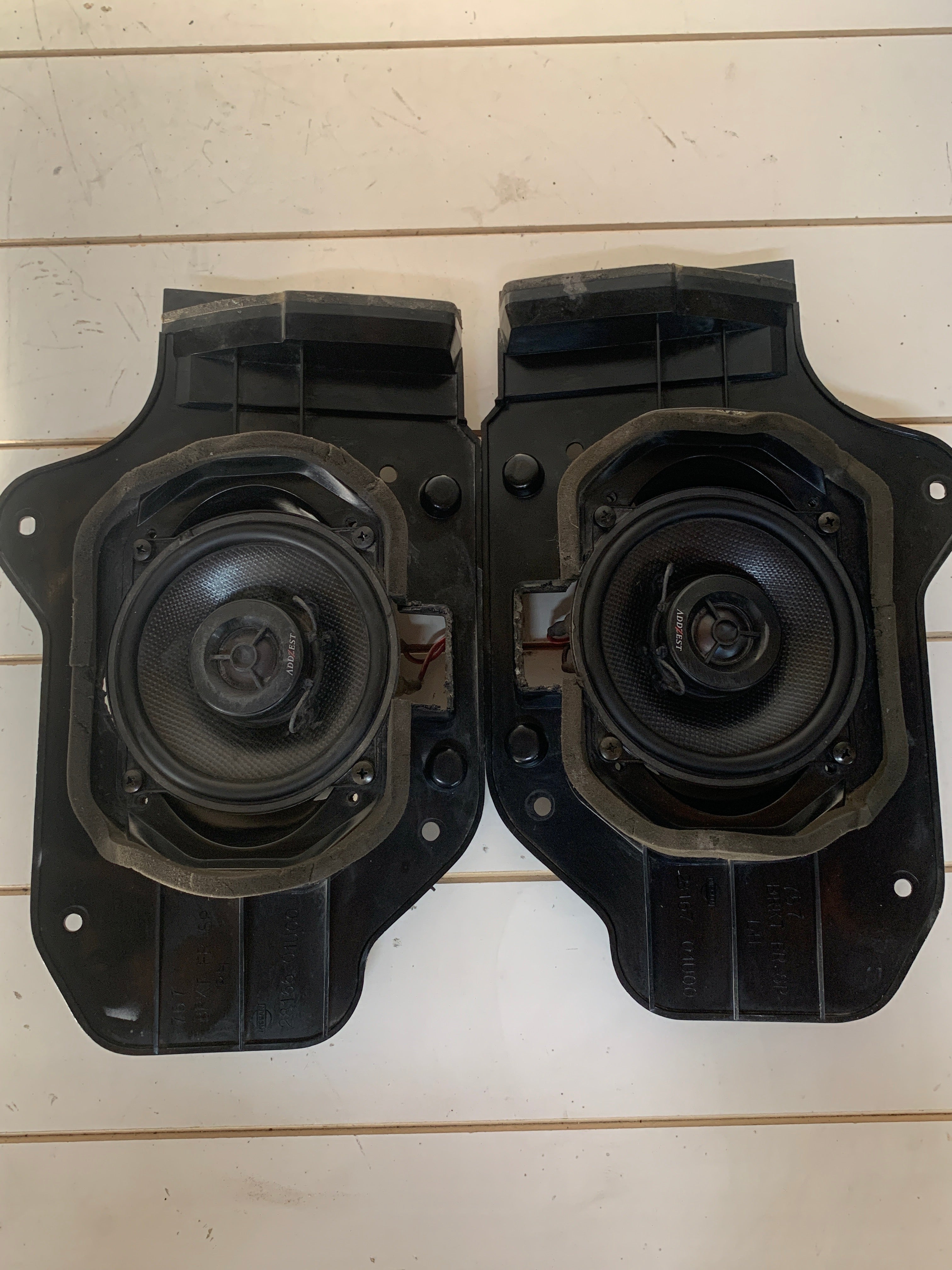 Front Speakers + Holders, R32
