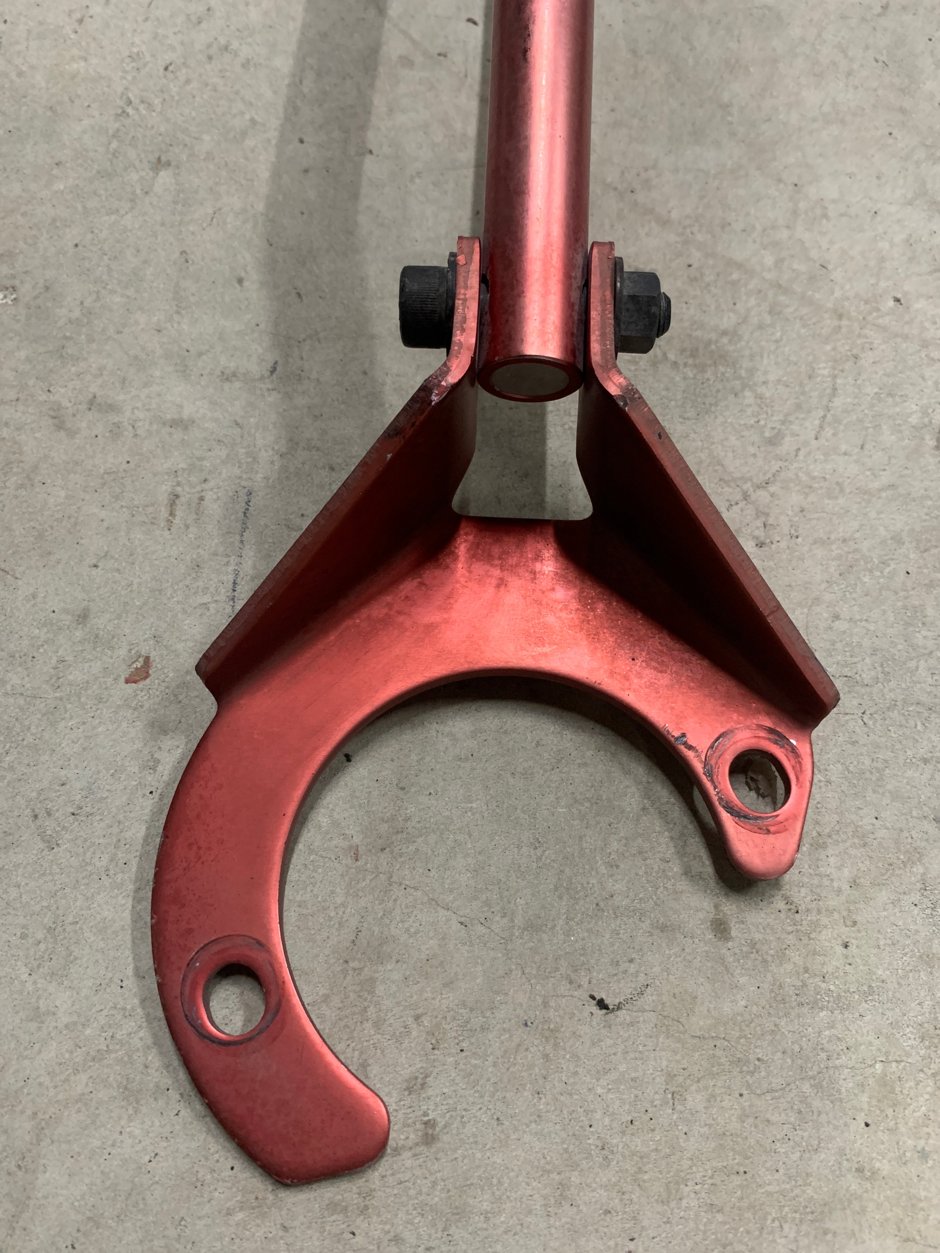 Apexi Front Strut Brace, R32