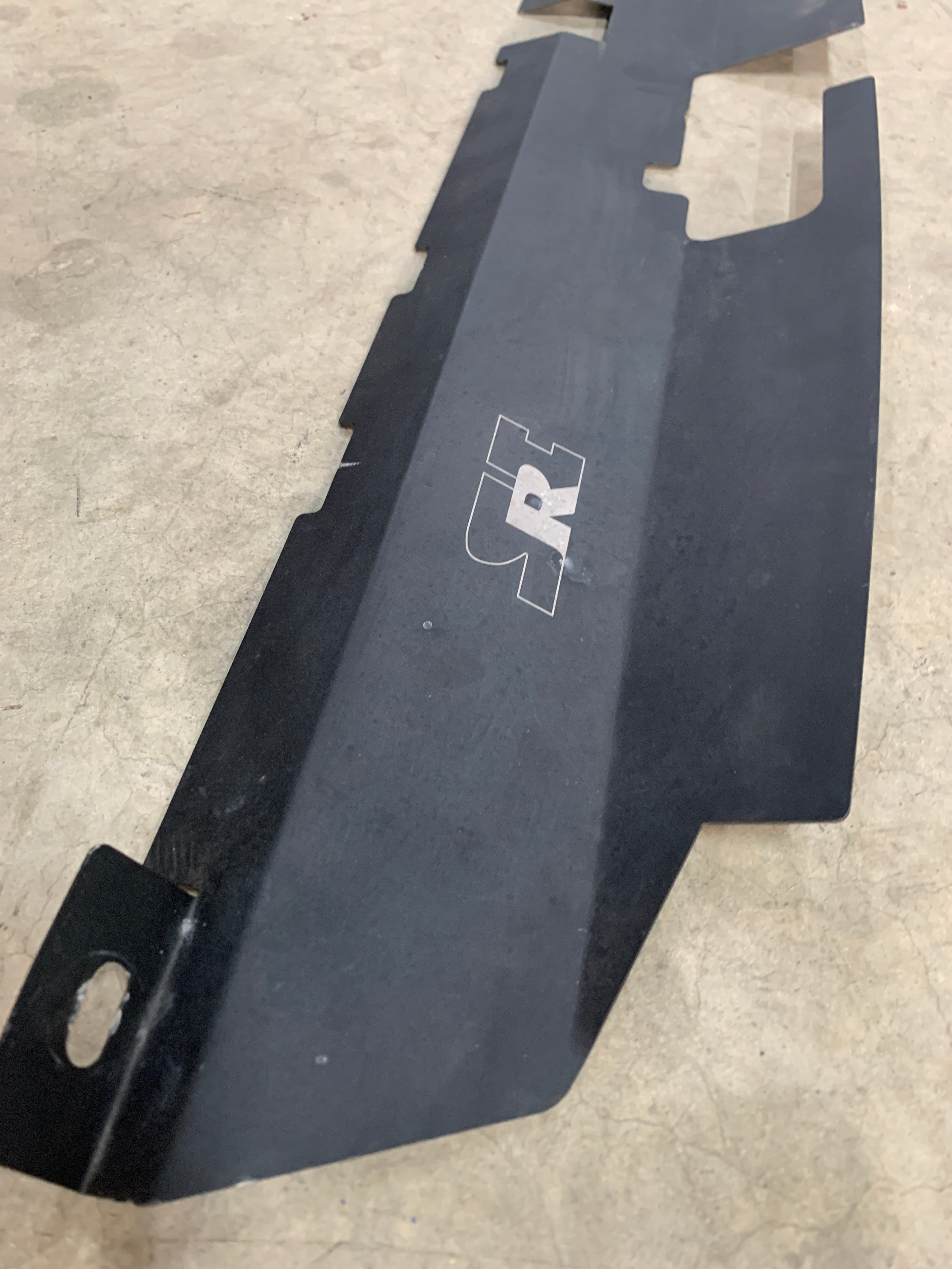 Radiator Cooling Panel, R32