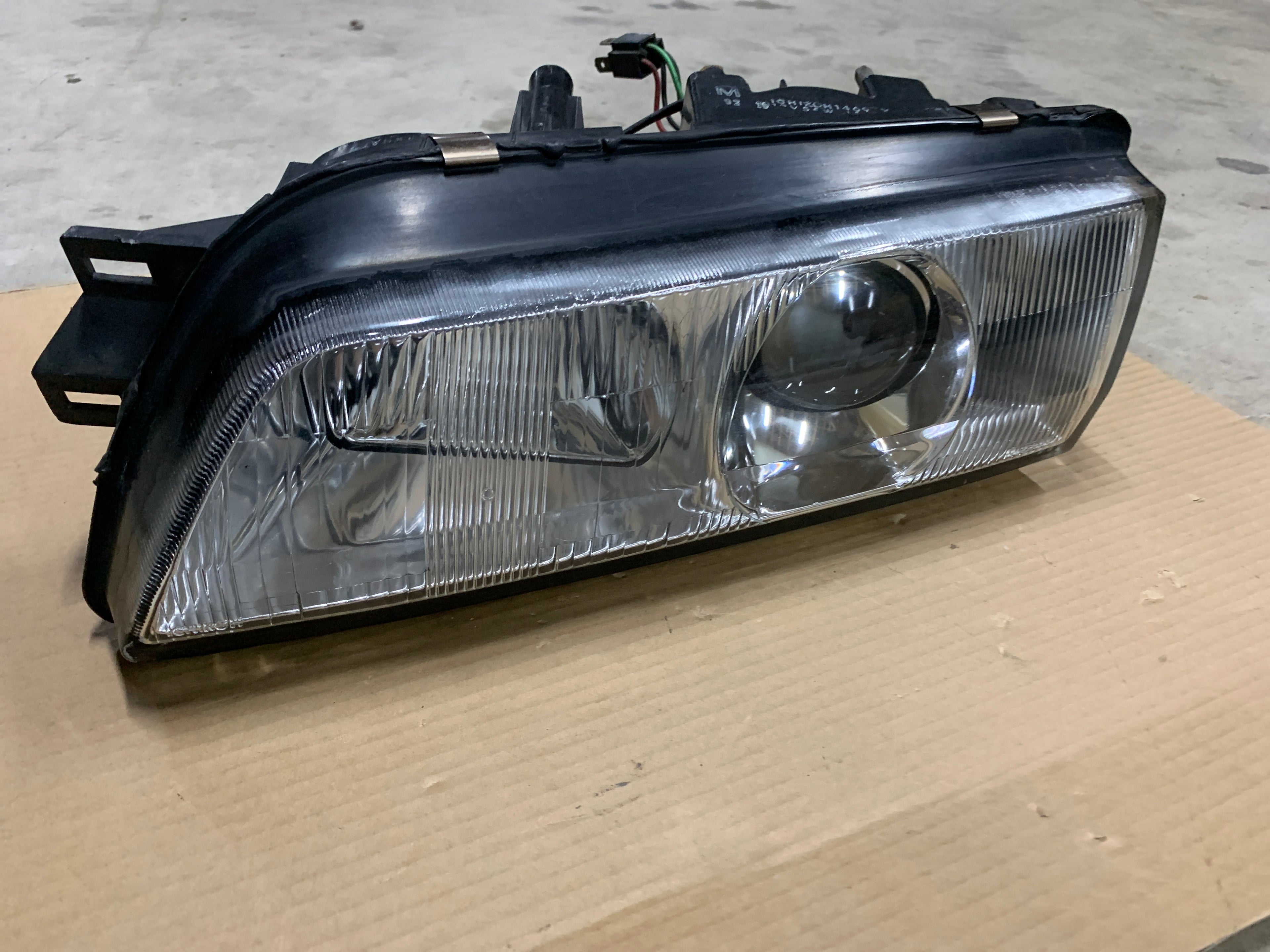 LEFT Head Light ICHIKOH, R32