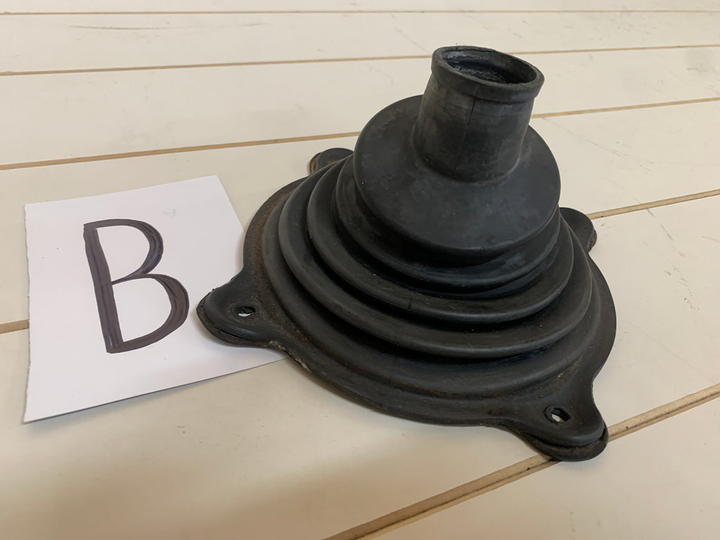 Gear Shifter Rubber Boot, R32/33