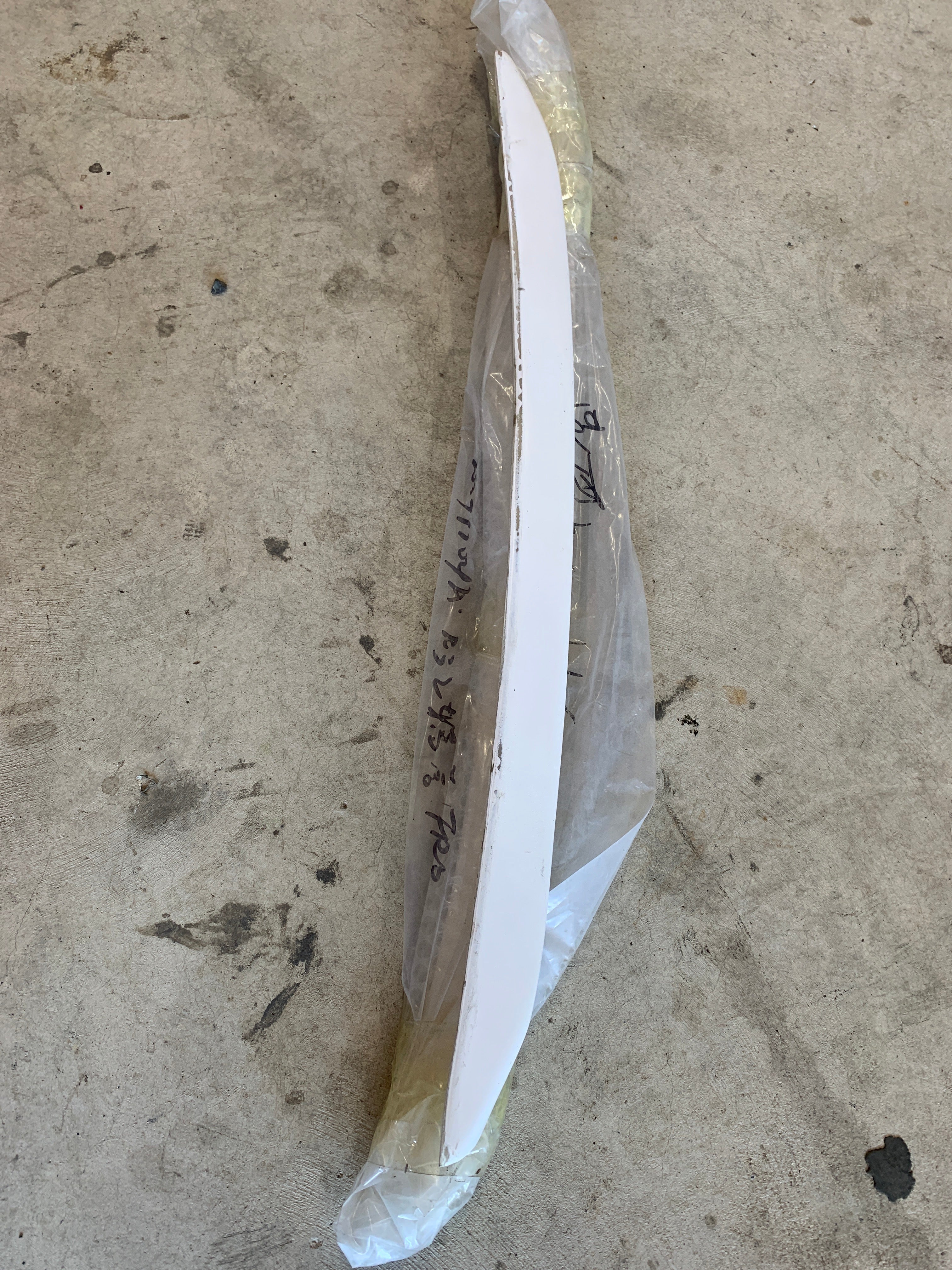 NEW Bonnet Lip N1 Style Fibreglass, R32