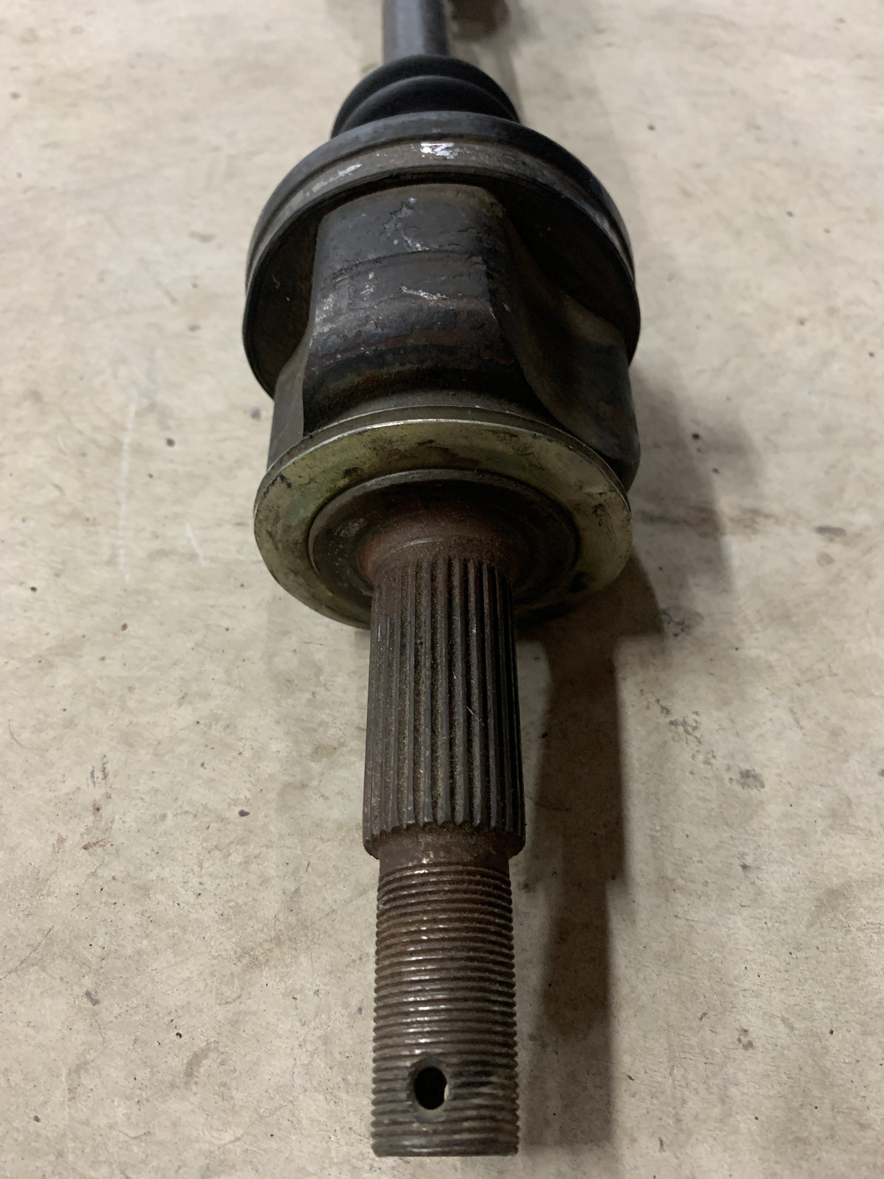 RIGHT Rear Axle 3x2, R32 RWD