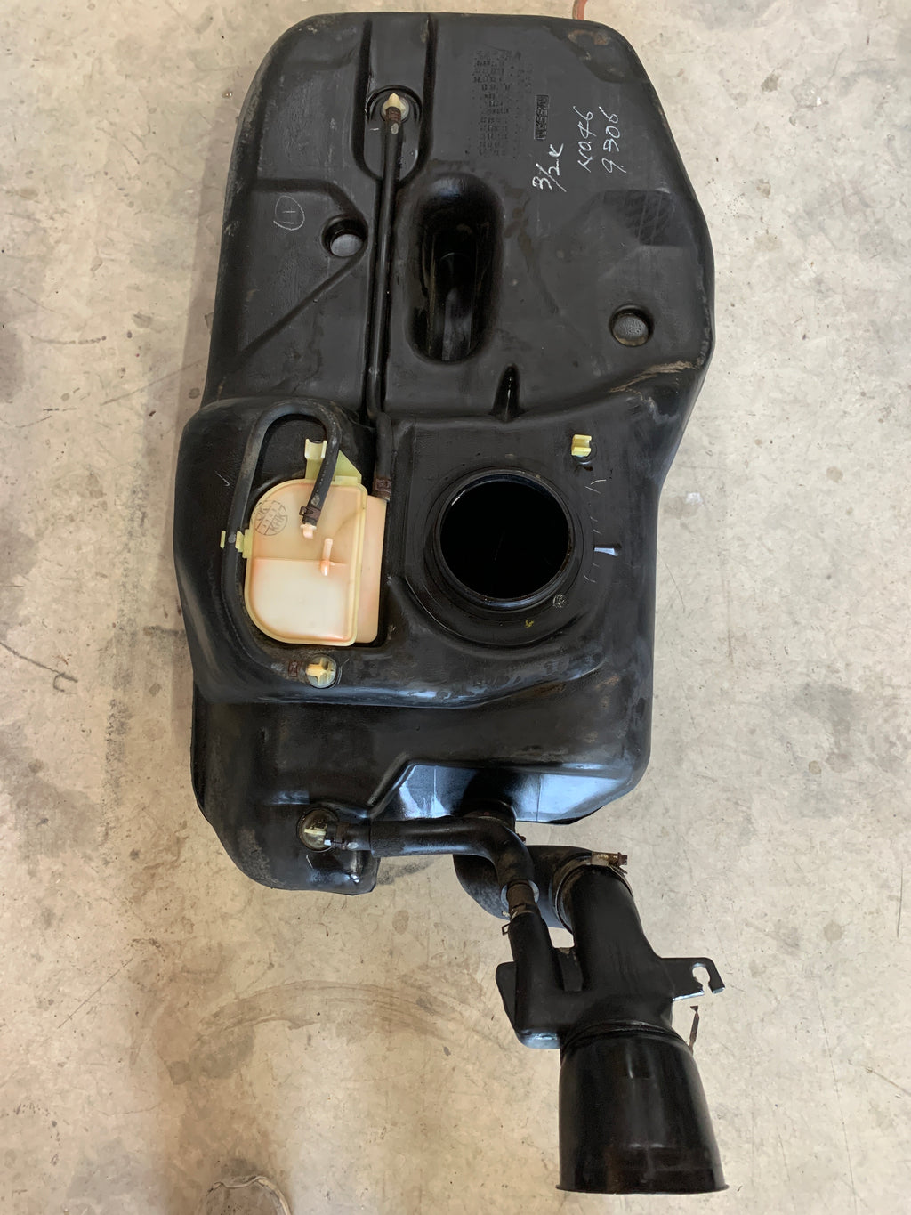 Fuel Tank, R32 GTR
