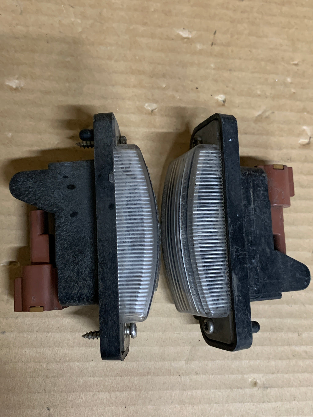 Number Plate Lights, R32