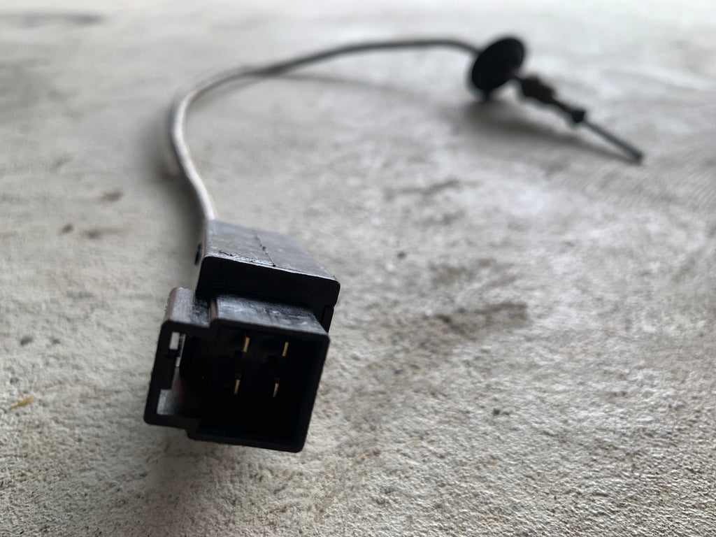 Cat Converter Sensor, R32
