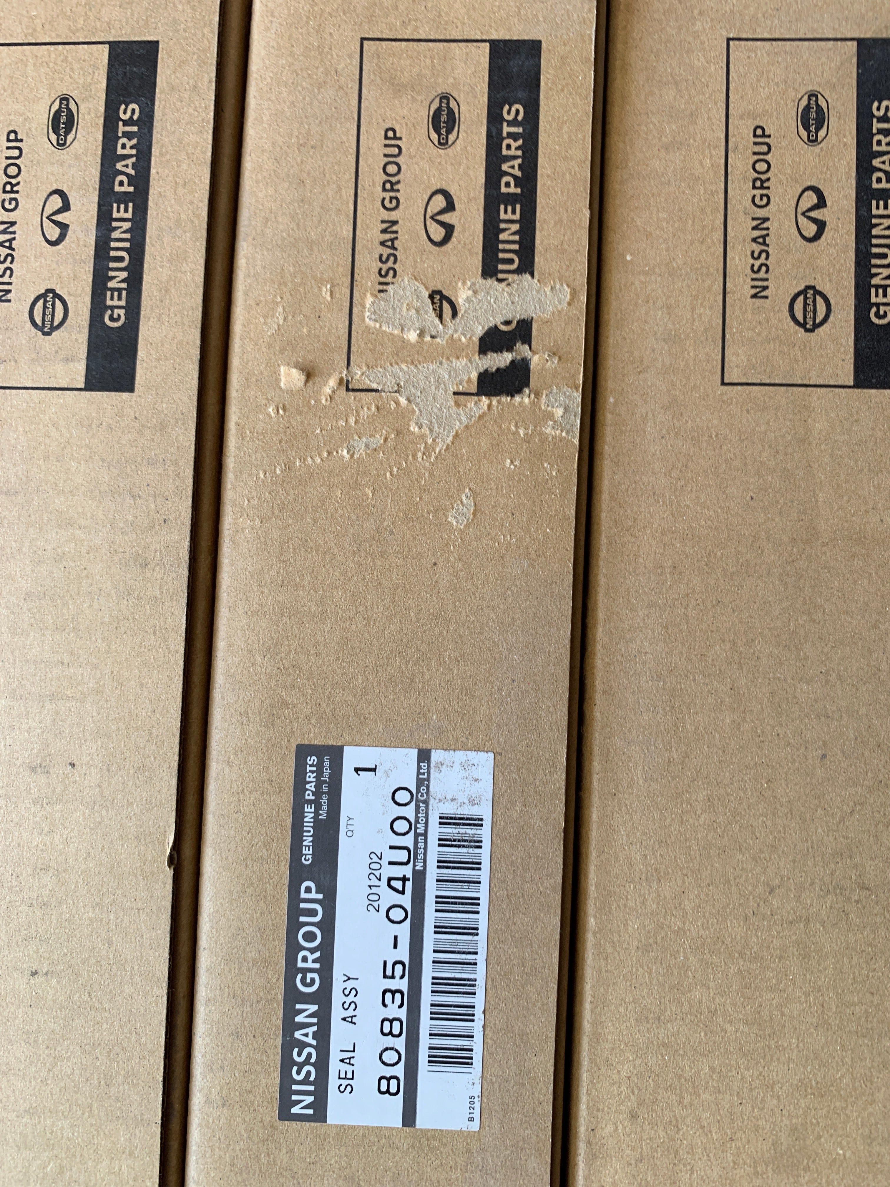 NEW Genuine Door Moulding, R32 Coupe