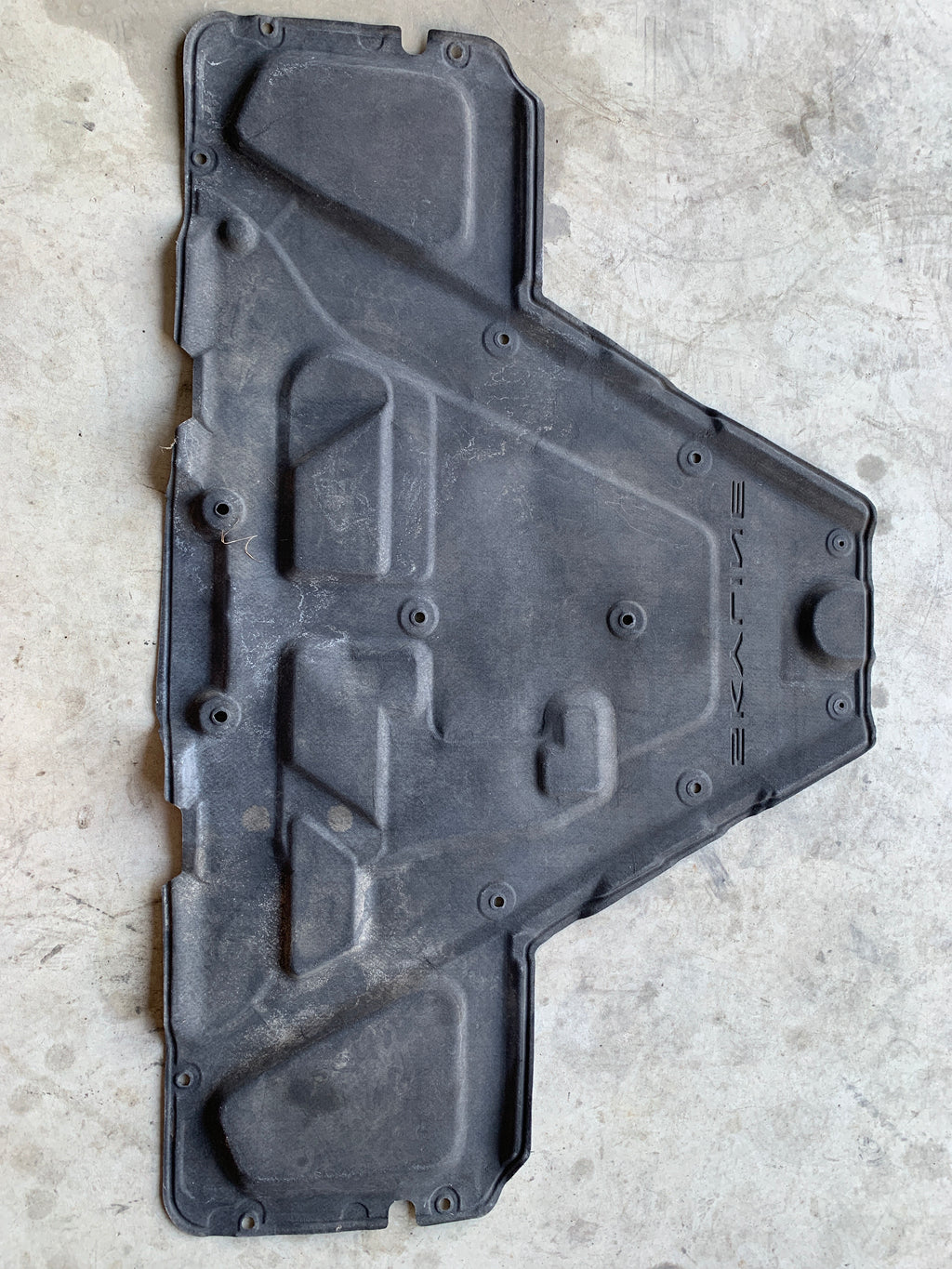 Bonnet Liner, R32