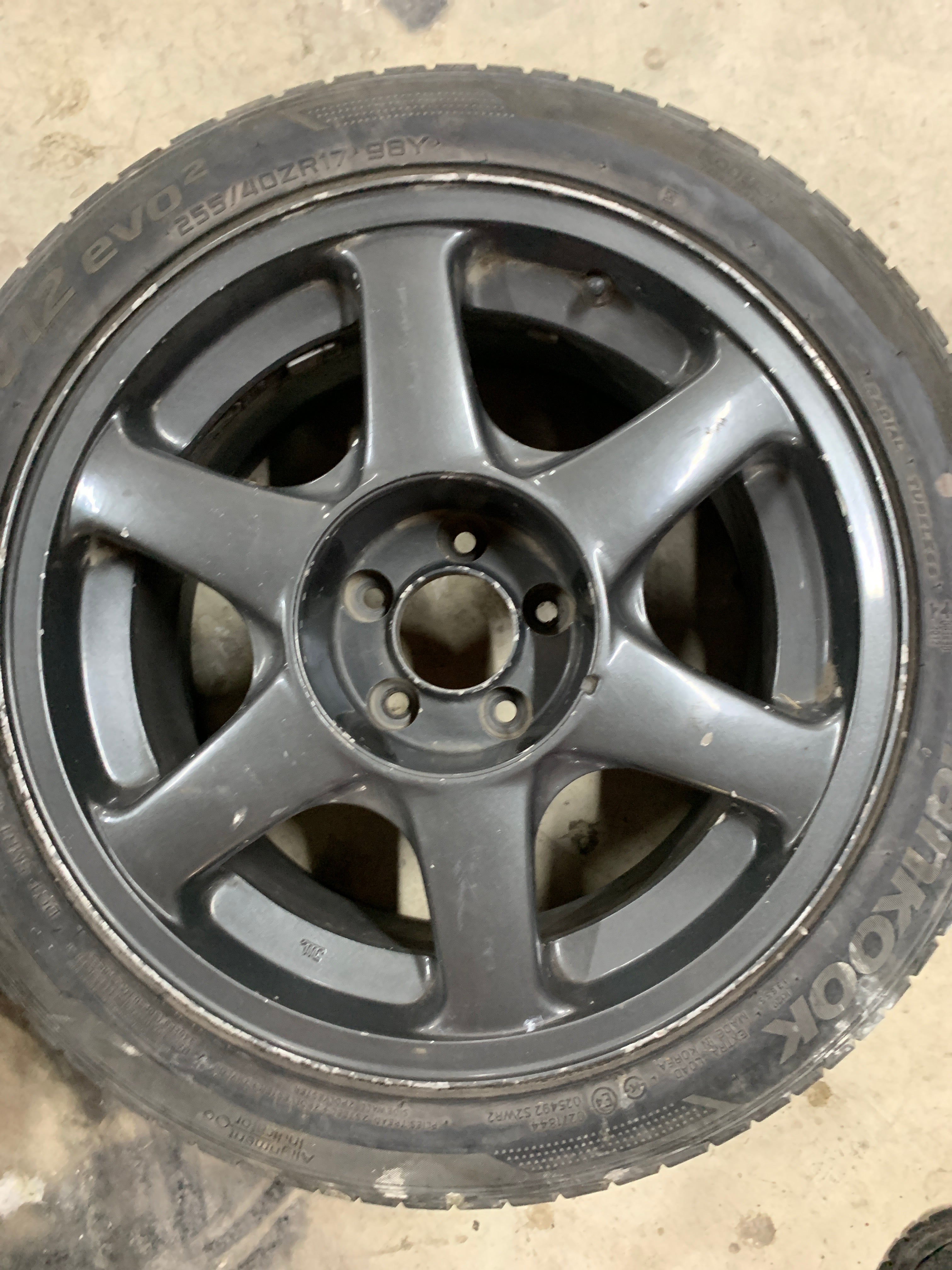 Avs Model 6, 17x9