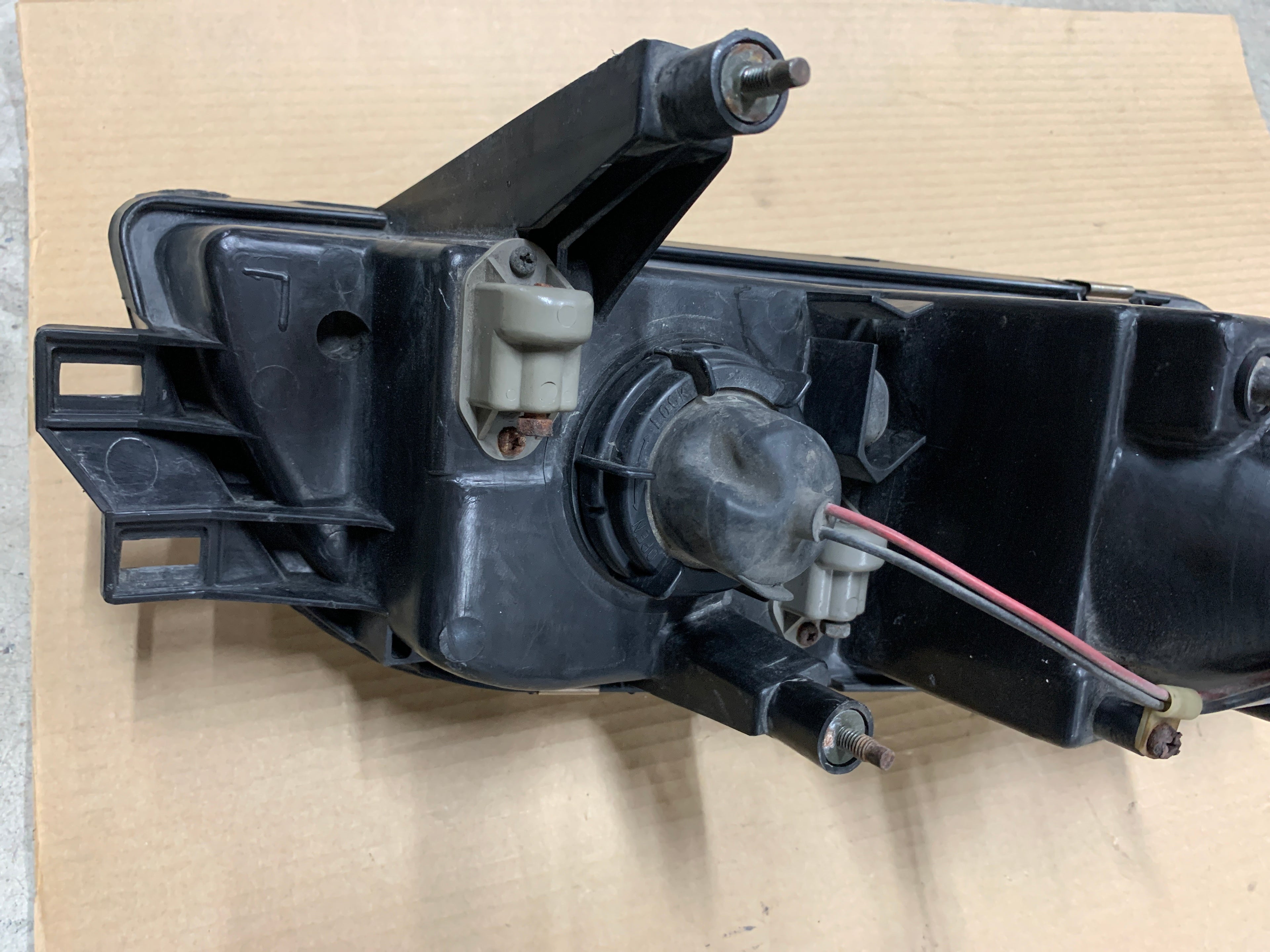 LEFT Head Light ICHIKOH, R32