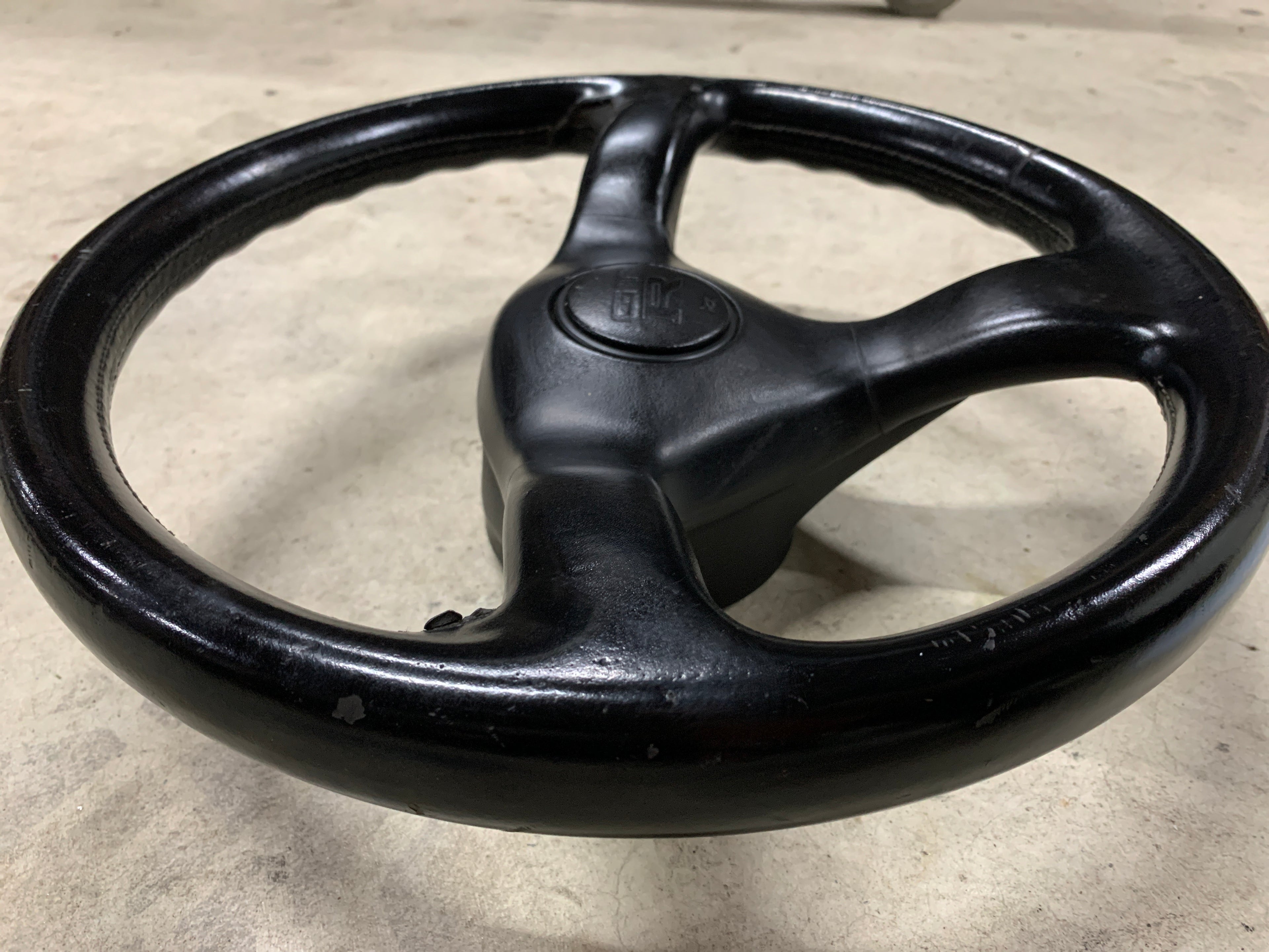 Steering Wheel w/Horn, R32 GTR