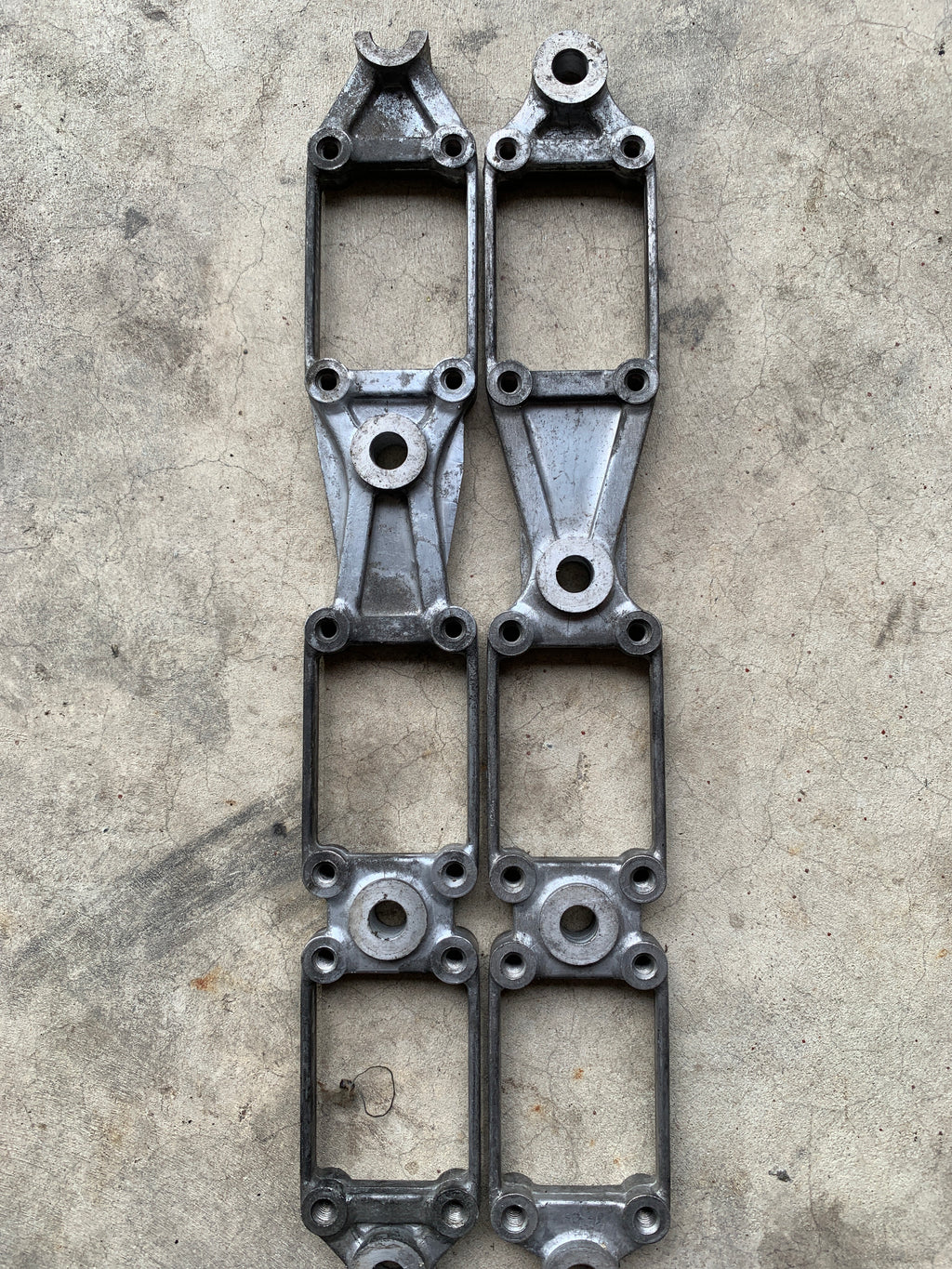 Coil pack Brackets, RB