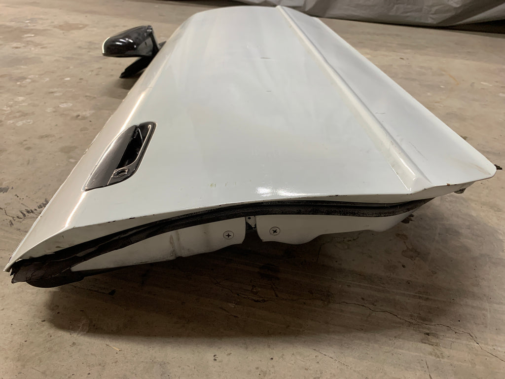 RIGHT Door, R32 coupe