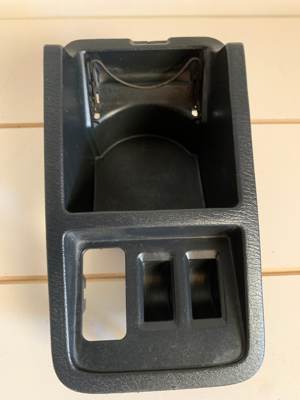 Centre Console Cup Holder, R33