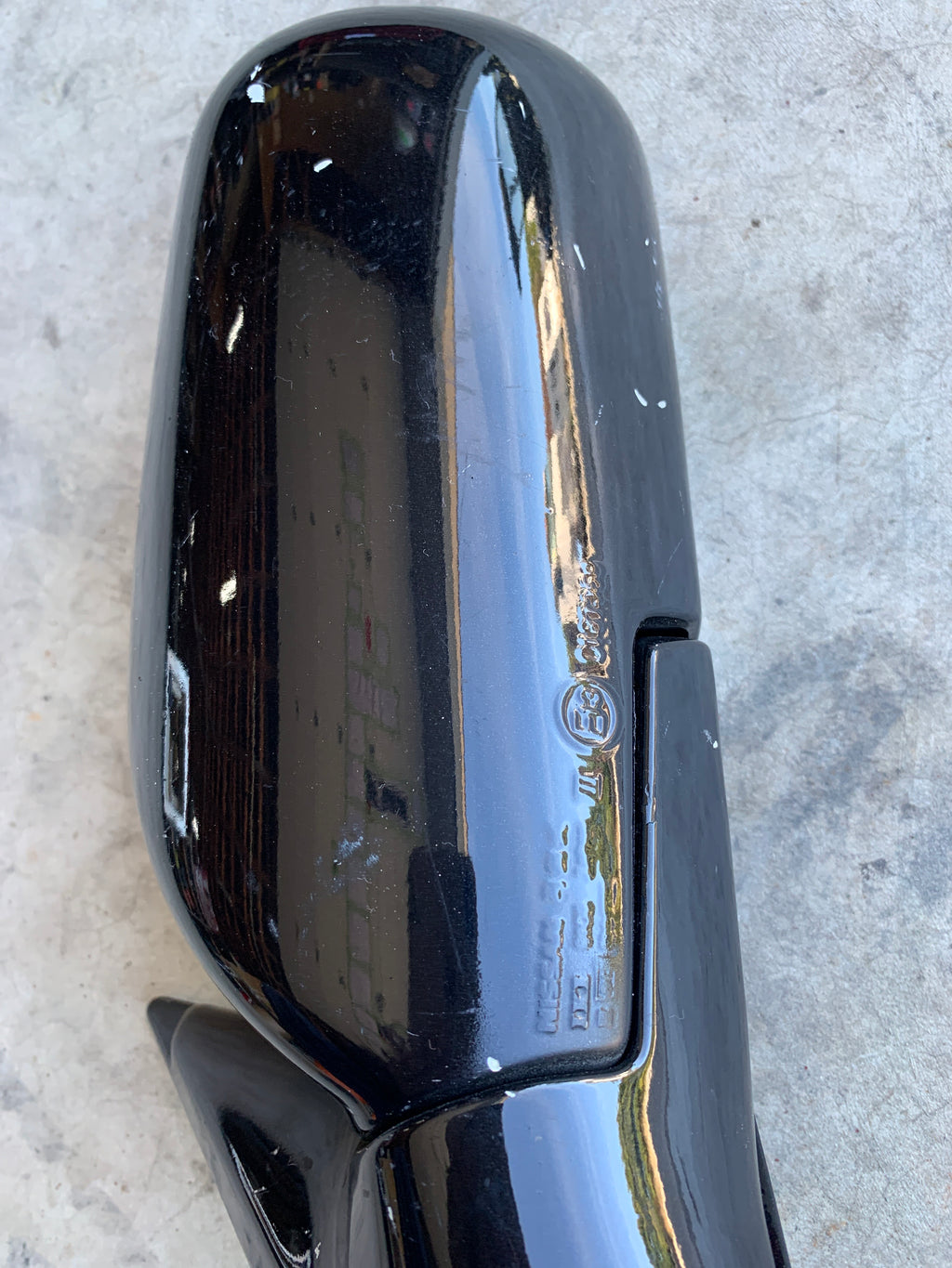 LEFT Wing Mirror, R32 4dr