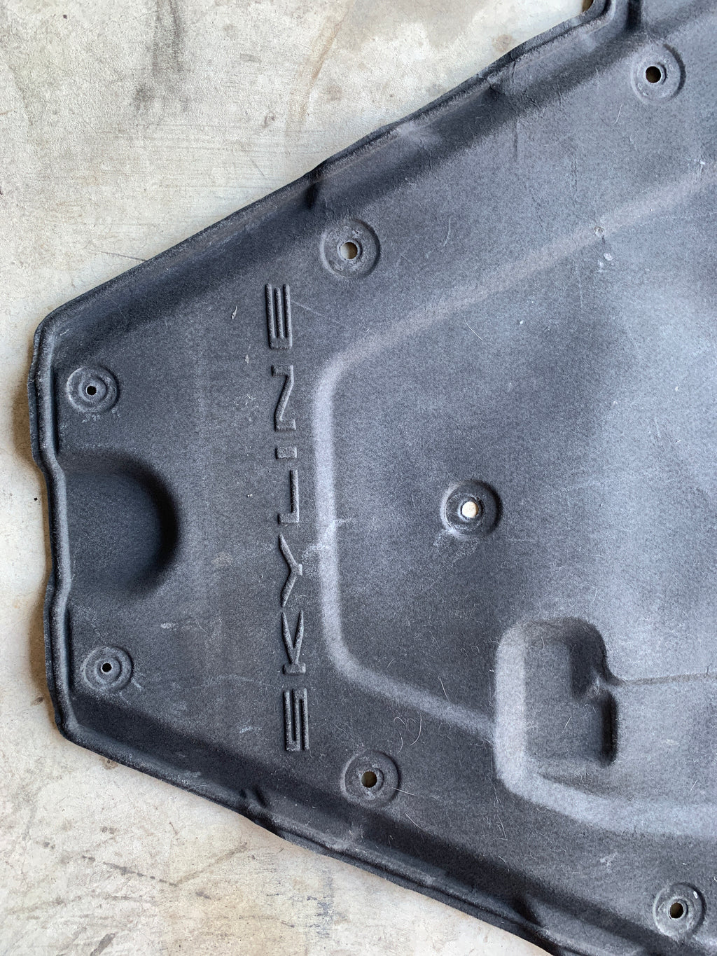 Bonnet Liner, R32