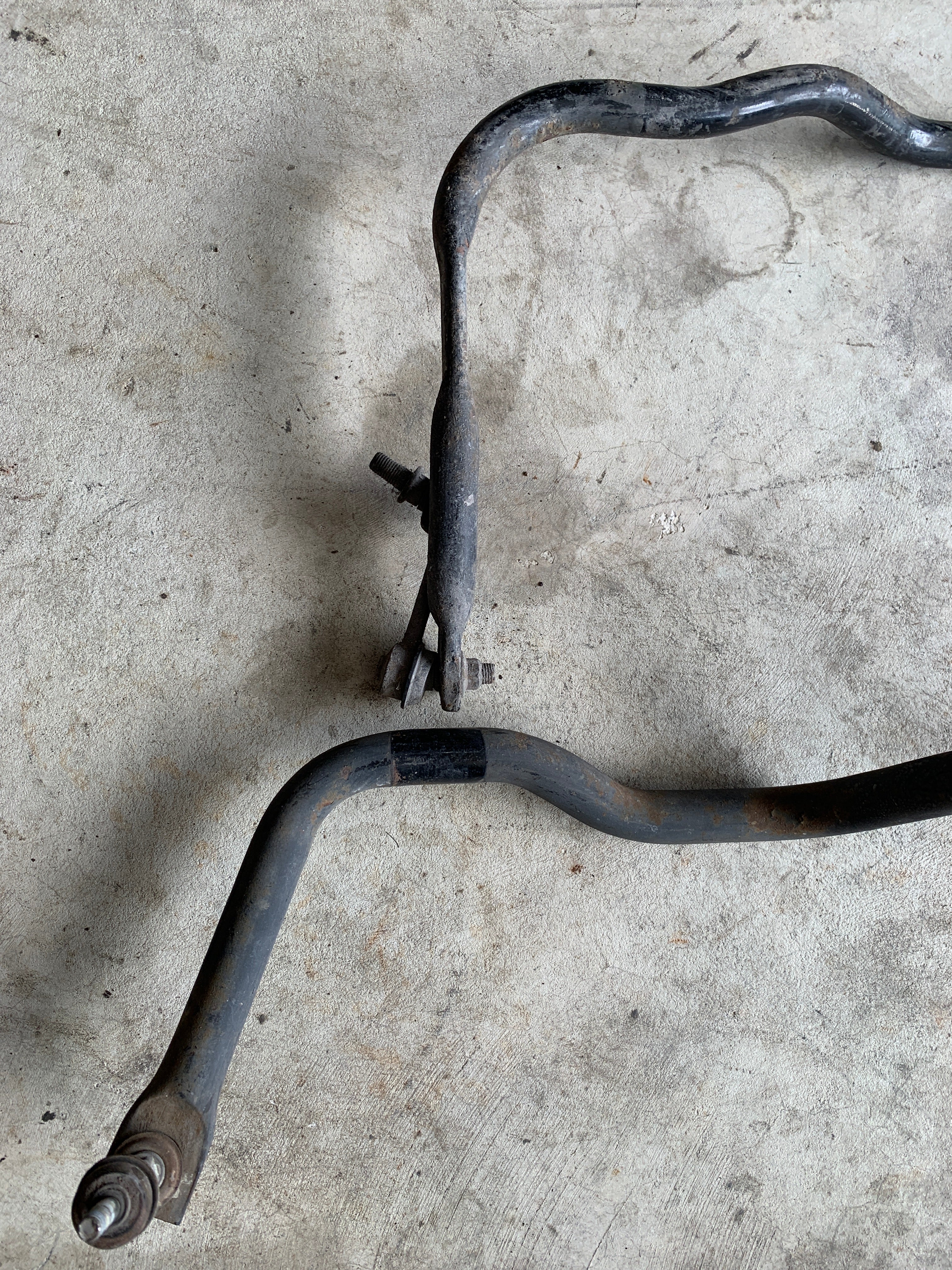 Front & Rear Sway Bars, R32 GTR