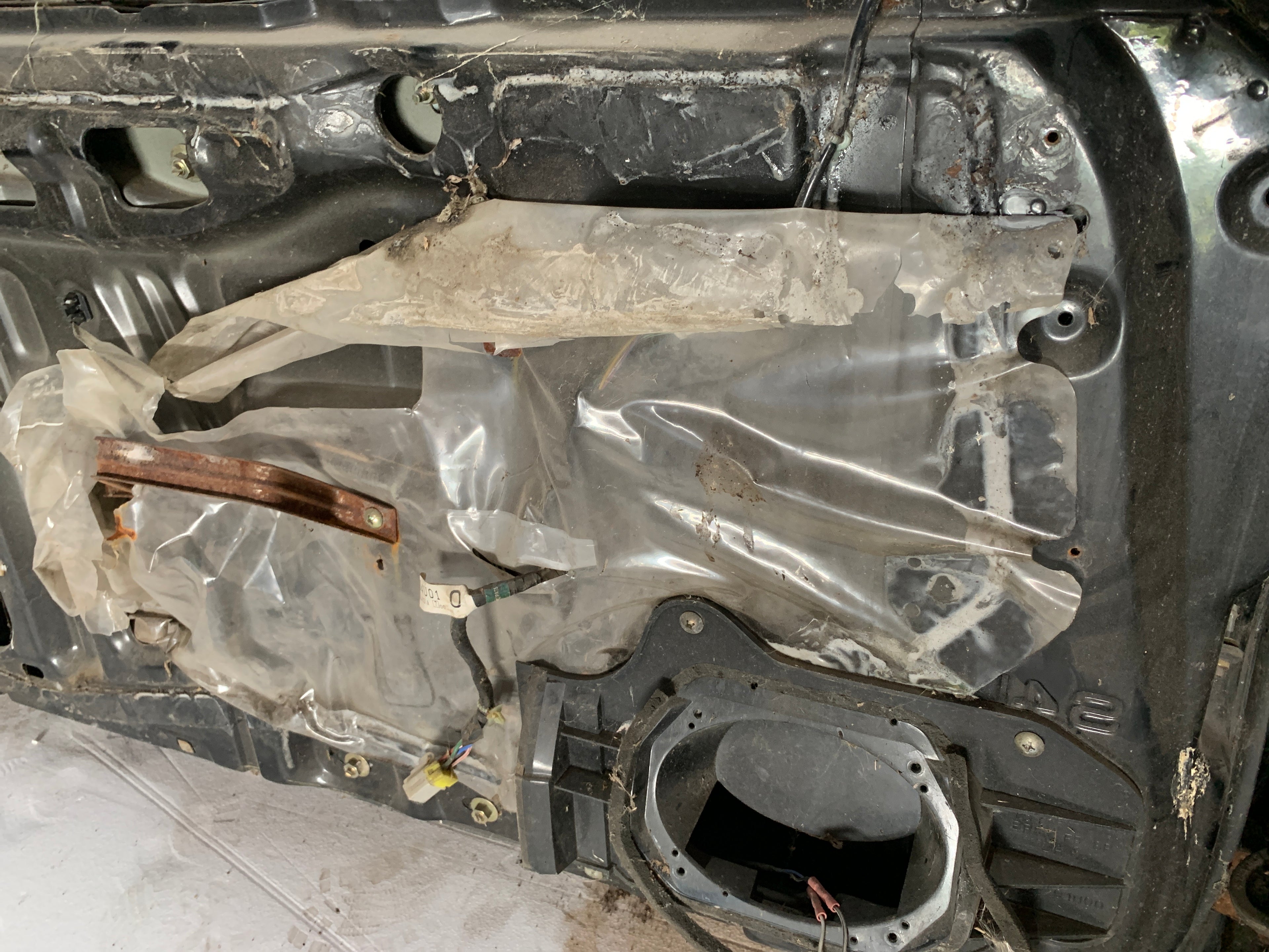 Damaged LEFT Door, R32 coupe