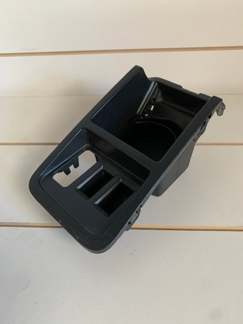 Centre Console Cup Holder, R33