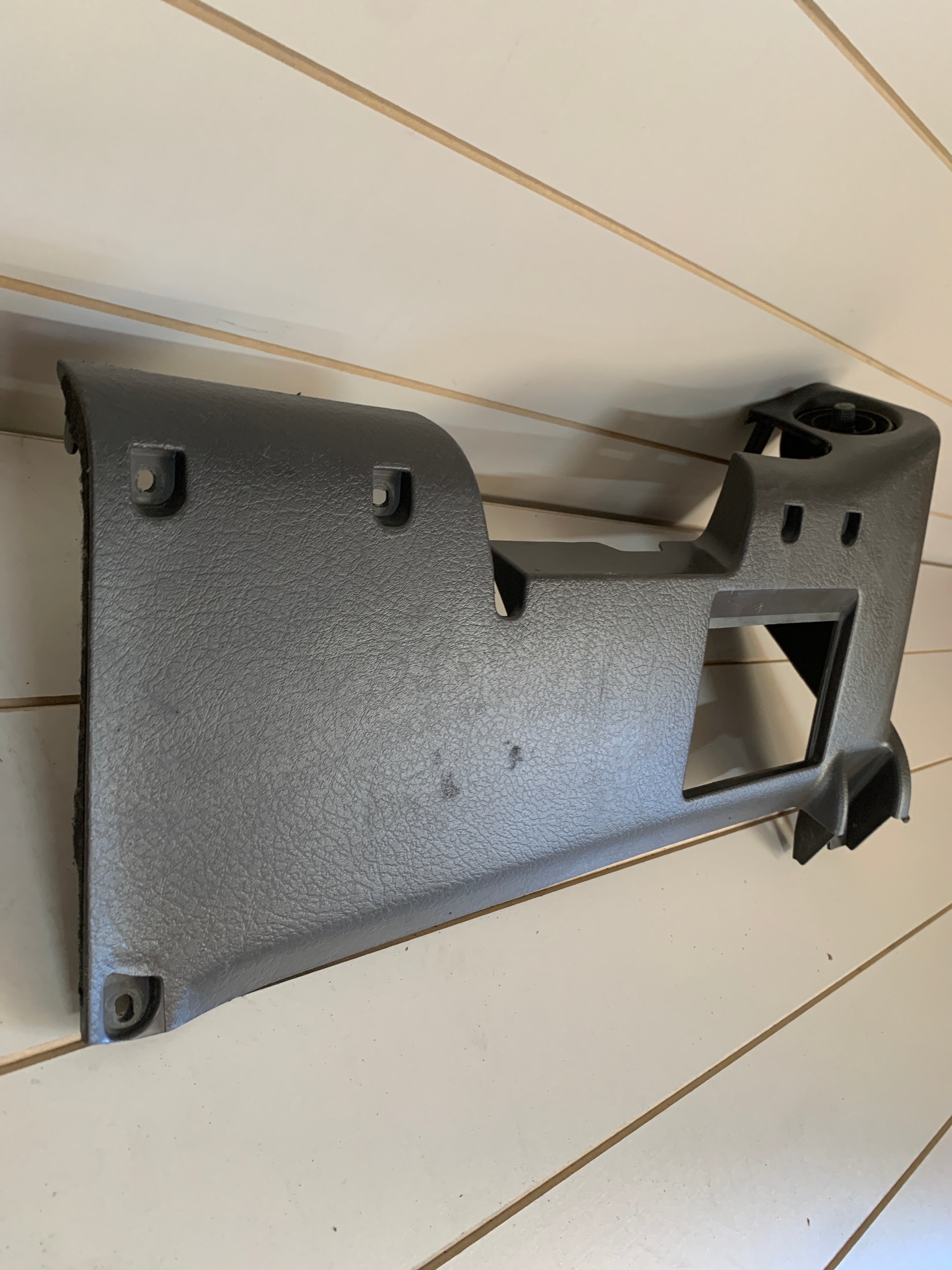 Lower Dash Panel GREY, R32