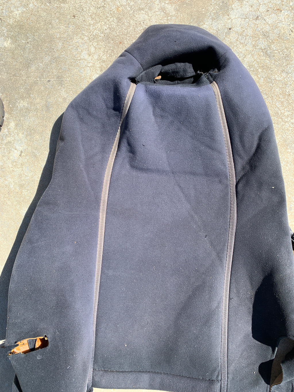 *Damaged Drivers Seat Upholstery, R32 GTR