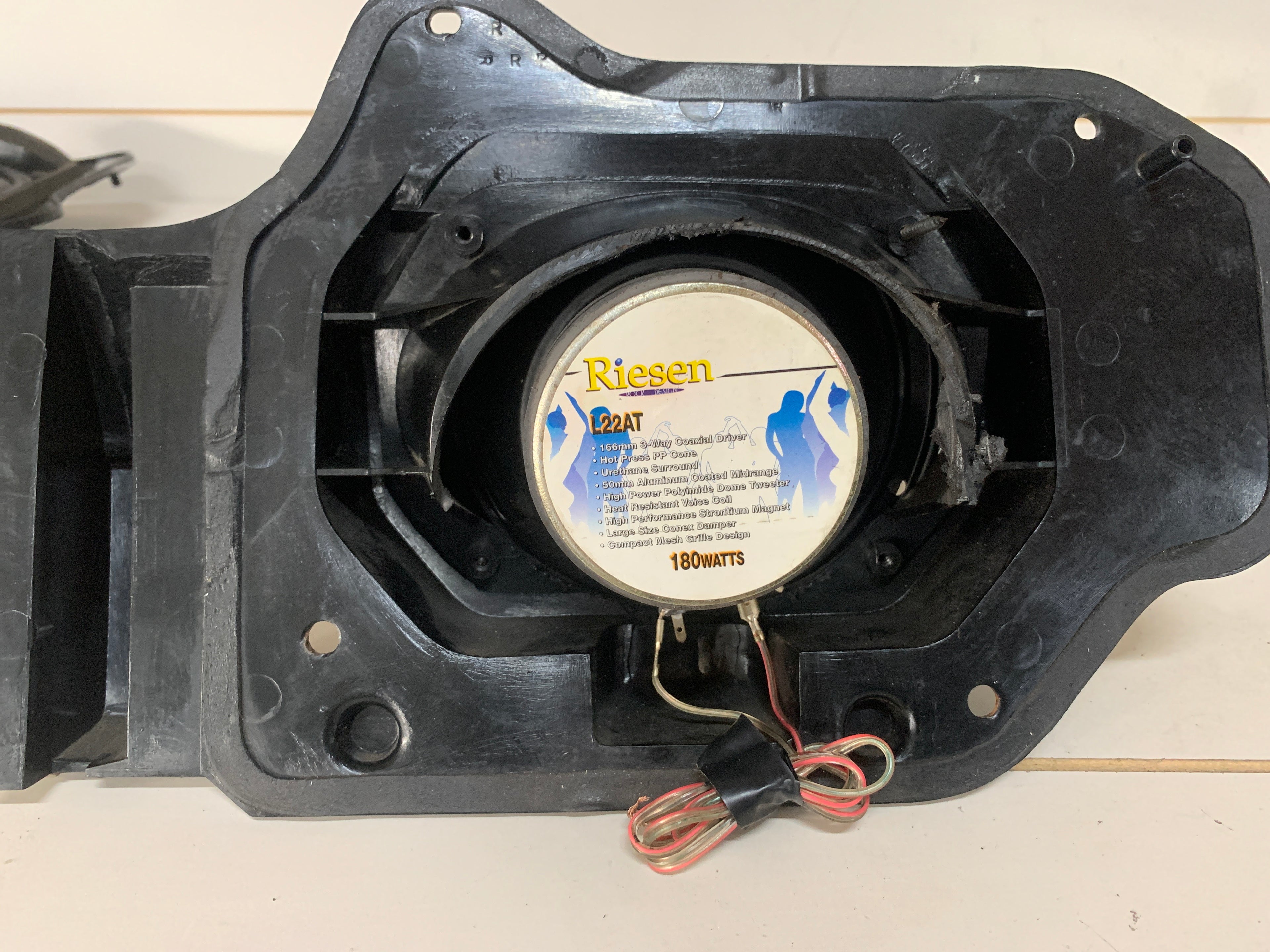 Front Speakers + Holders, R32