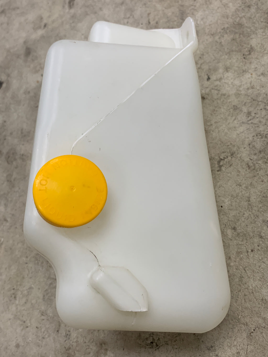 NEW GKTECH Radiator Overflow, R32