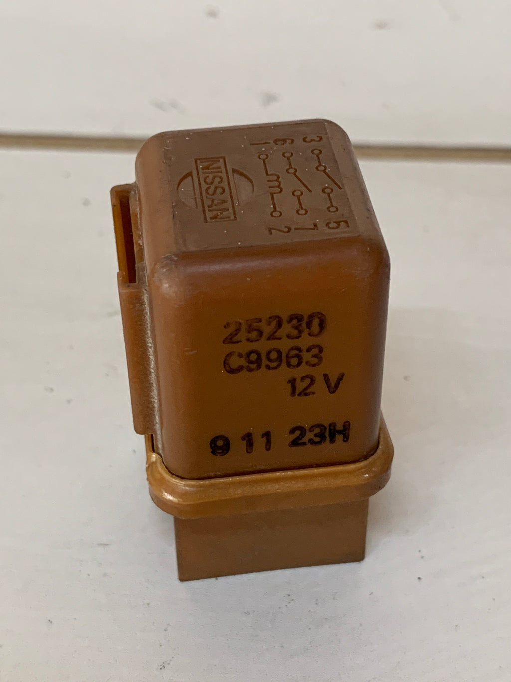 Brown R32 Common BROWN 12v Relay, R32 – GT-R Parts