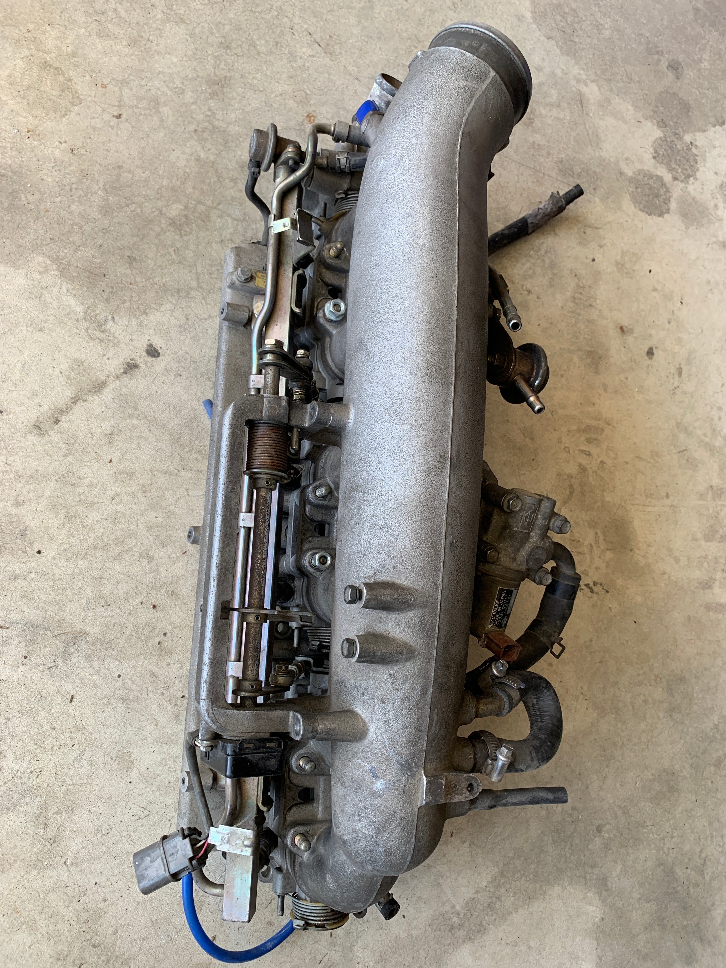 Intake Manifold w/Injectors, R33 GTR