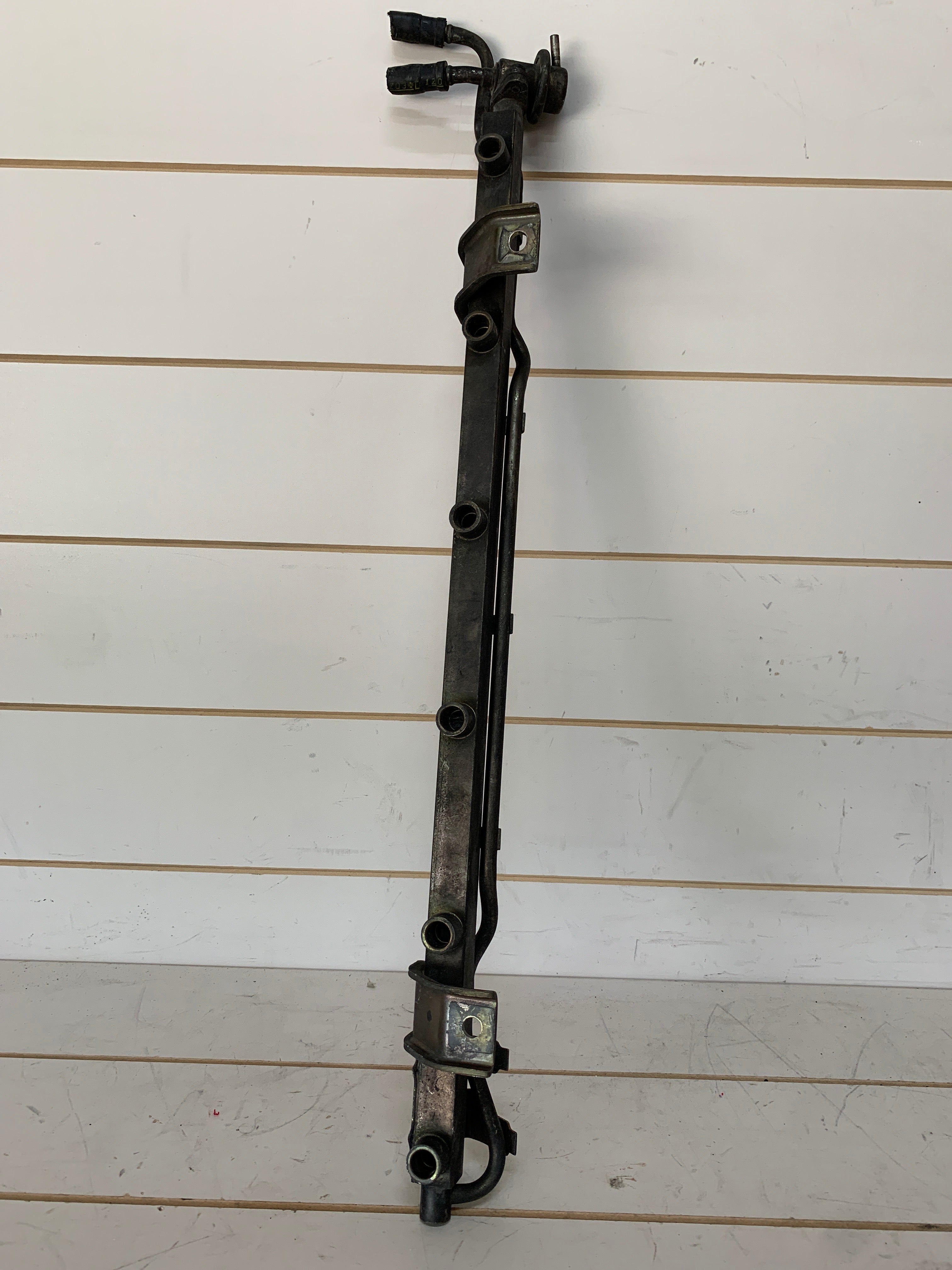Fuel Rail, R32 GTR
