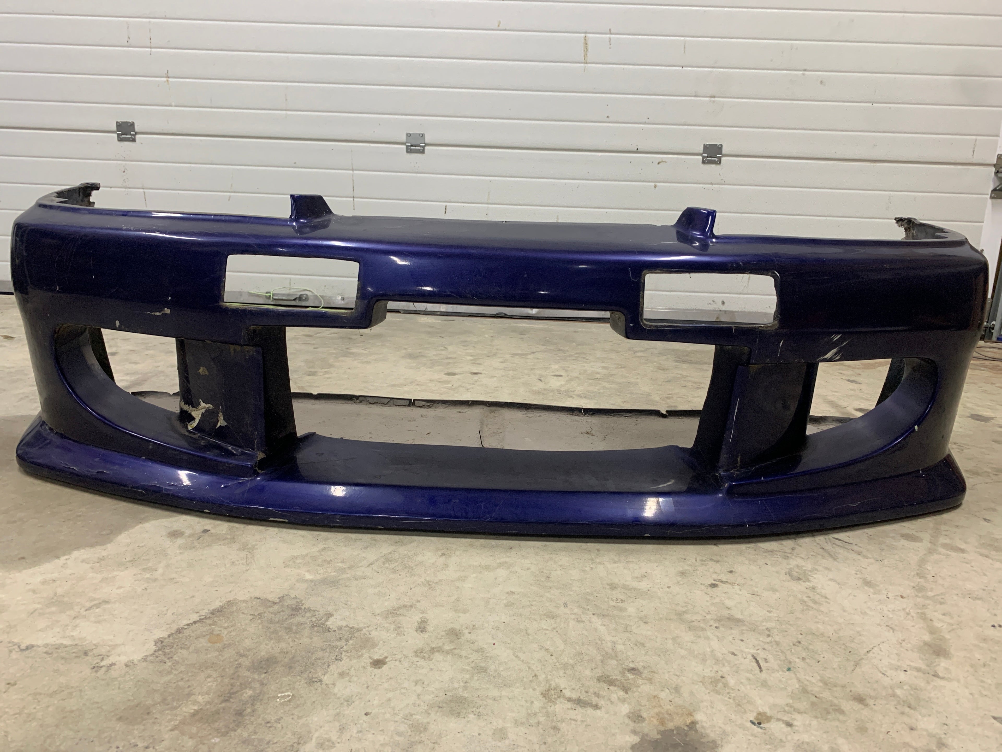 Front Bumper, R32