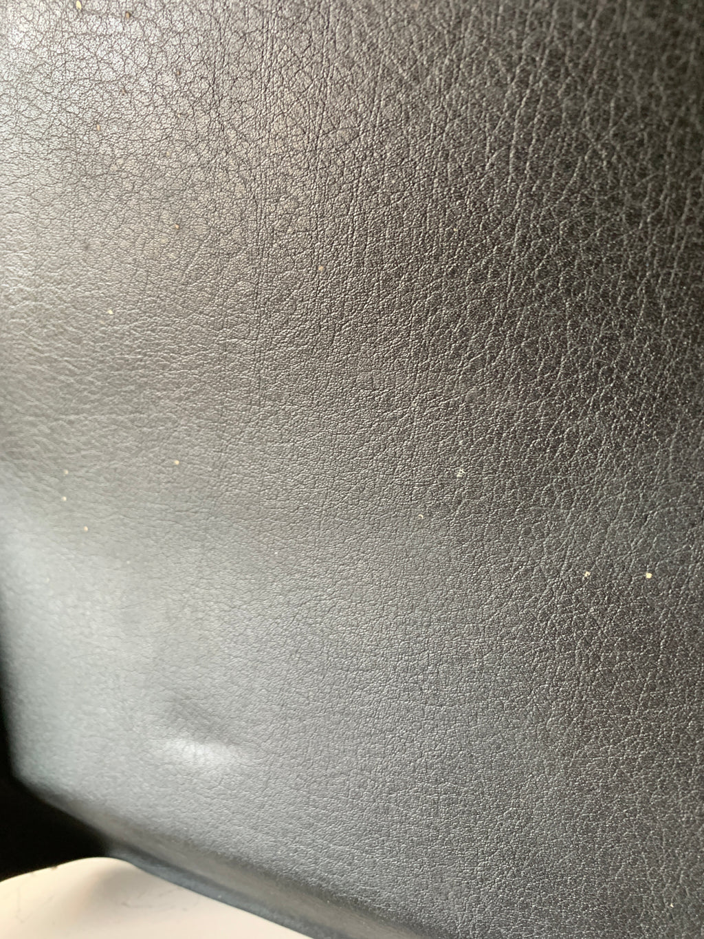 LEFT Lower 1/4 Trim, R32 Coupe