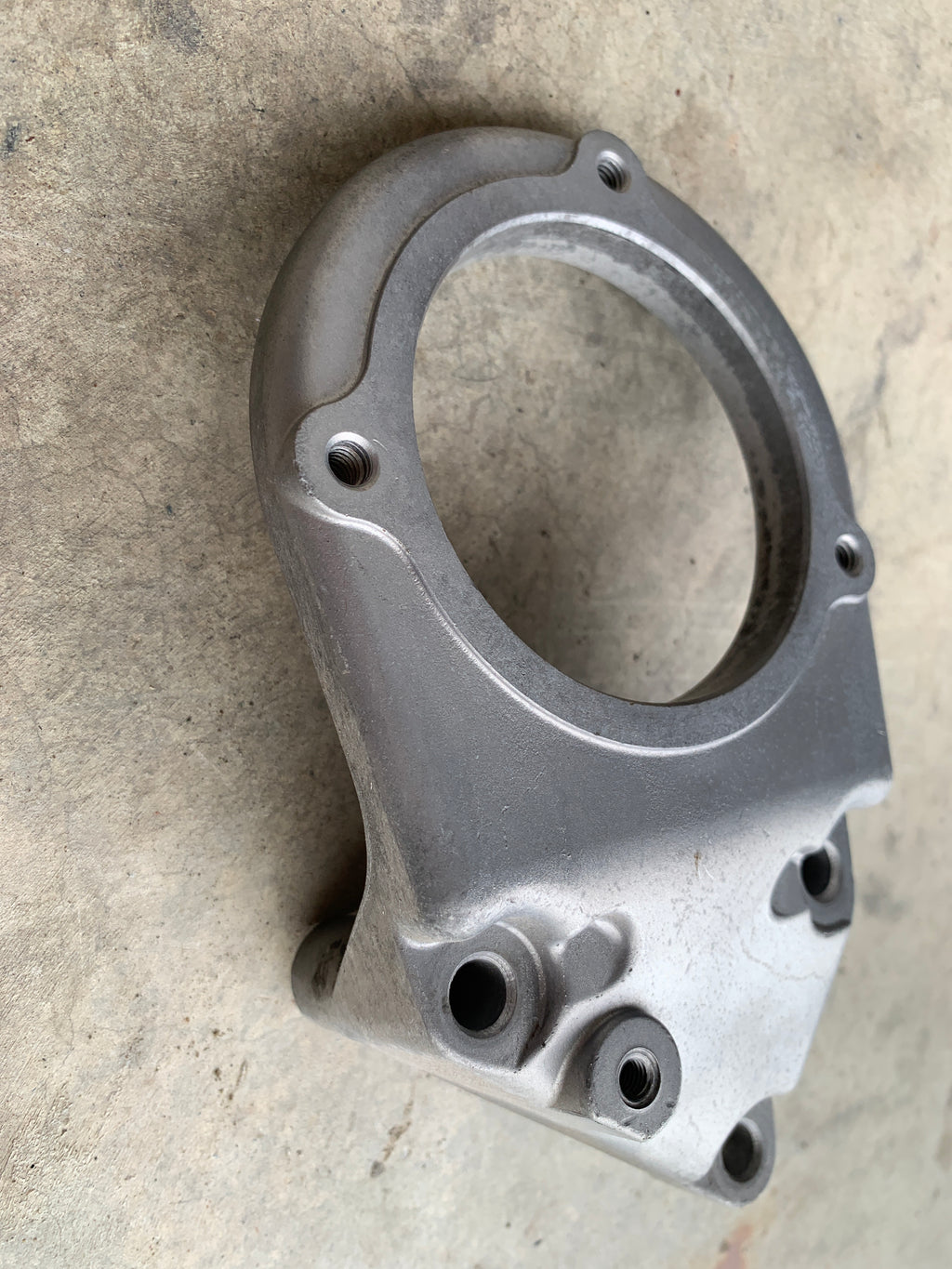 CAS Holder, R32