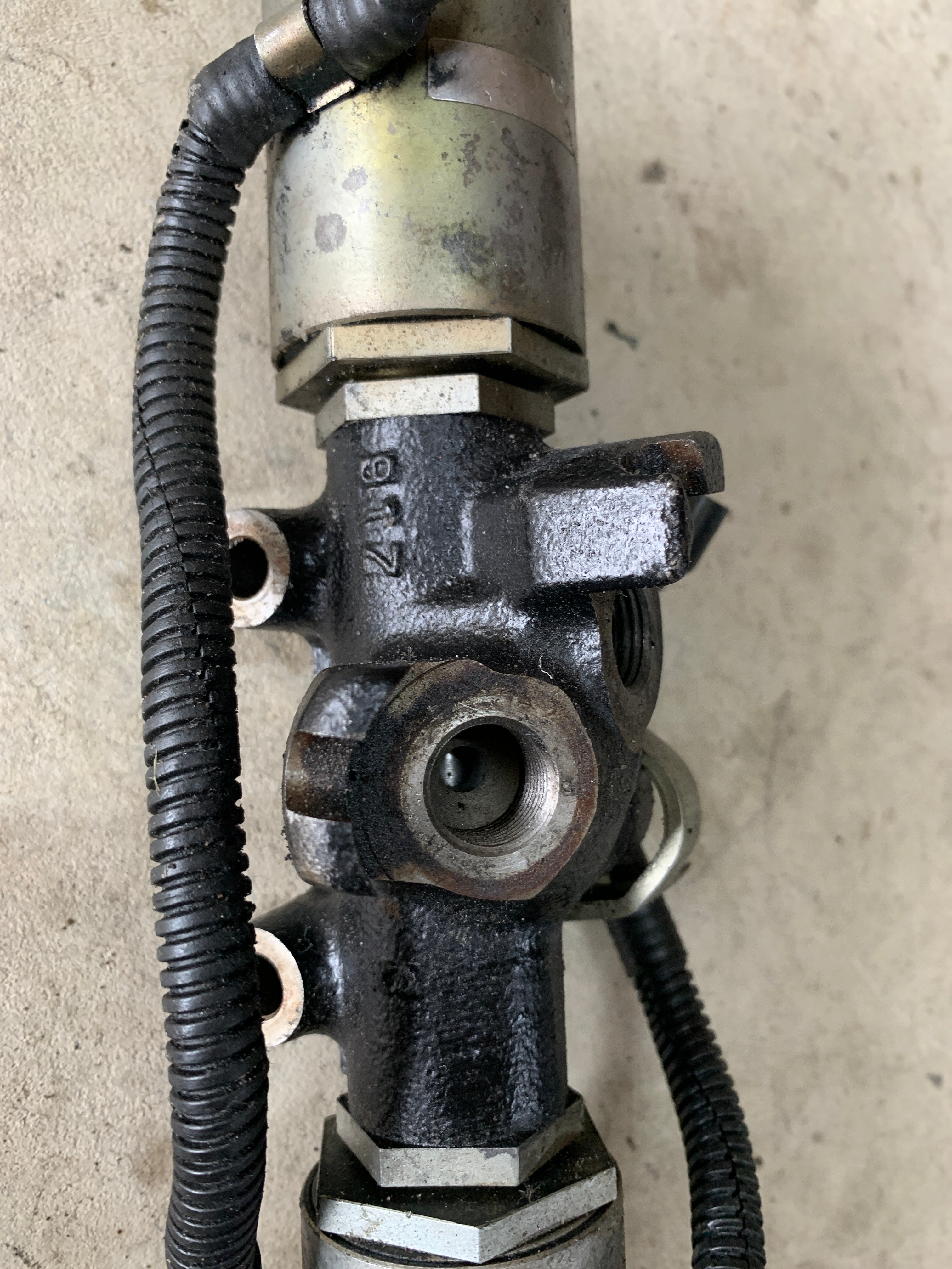 Hicas Pressure Pump Valve Unit,  R32 GTR