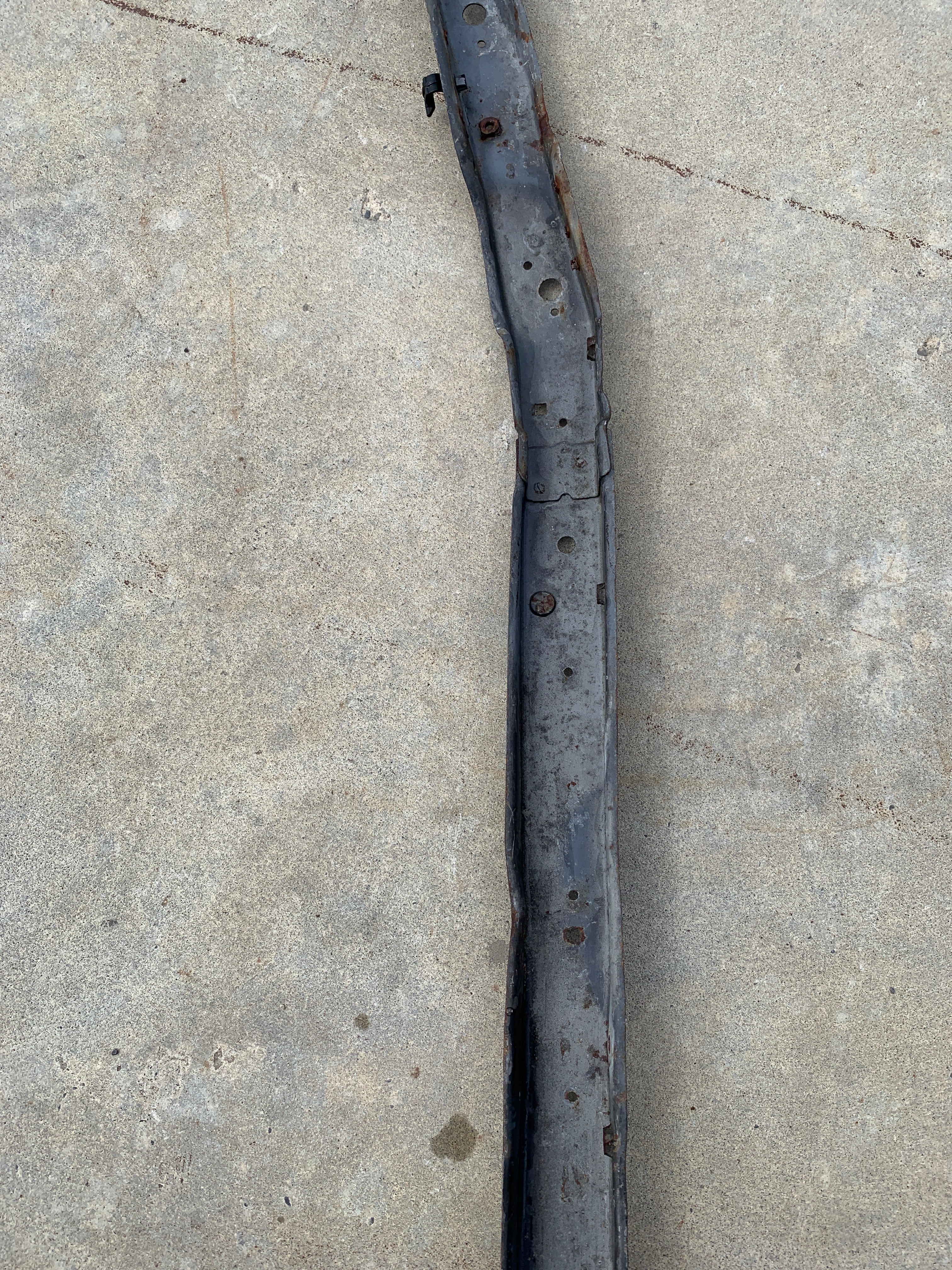 Top Radiator Support, R32 GTR