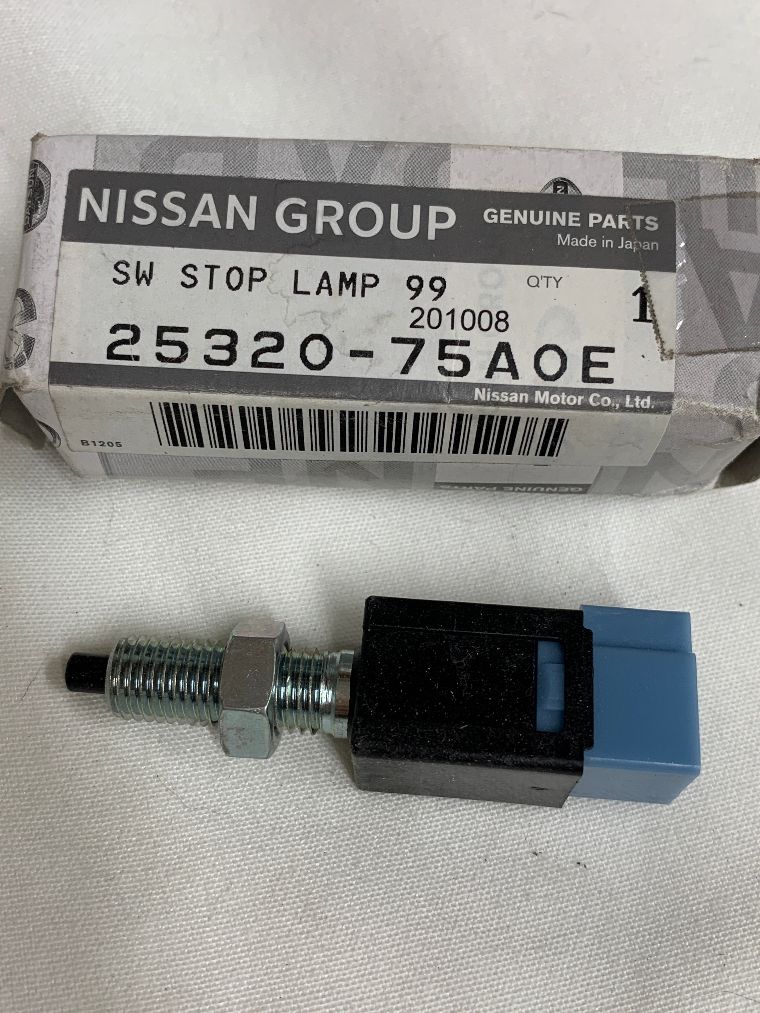 NEW Brake Pedal Sensor, R34