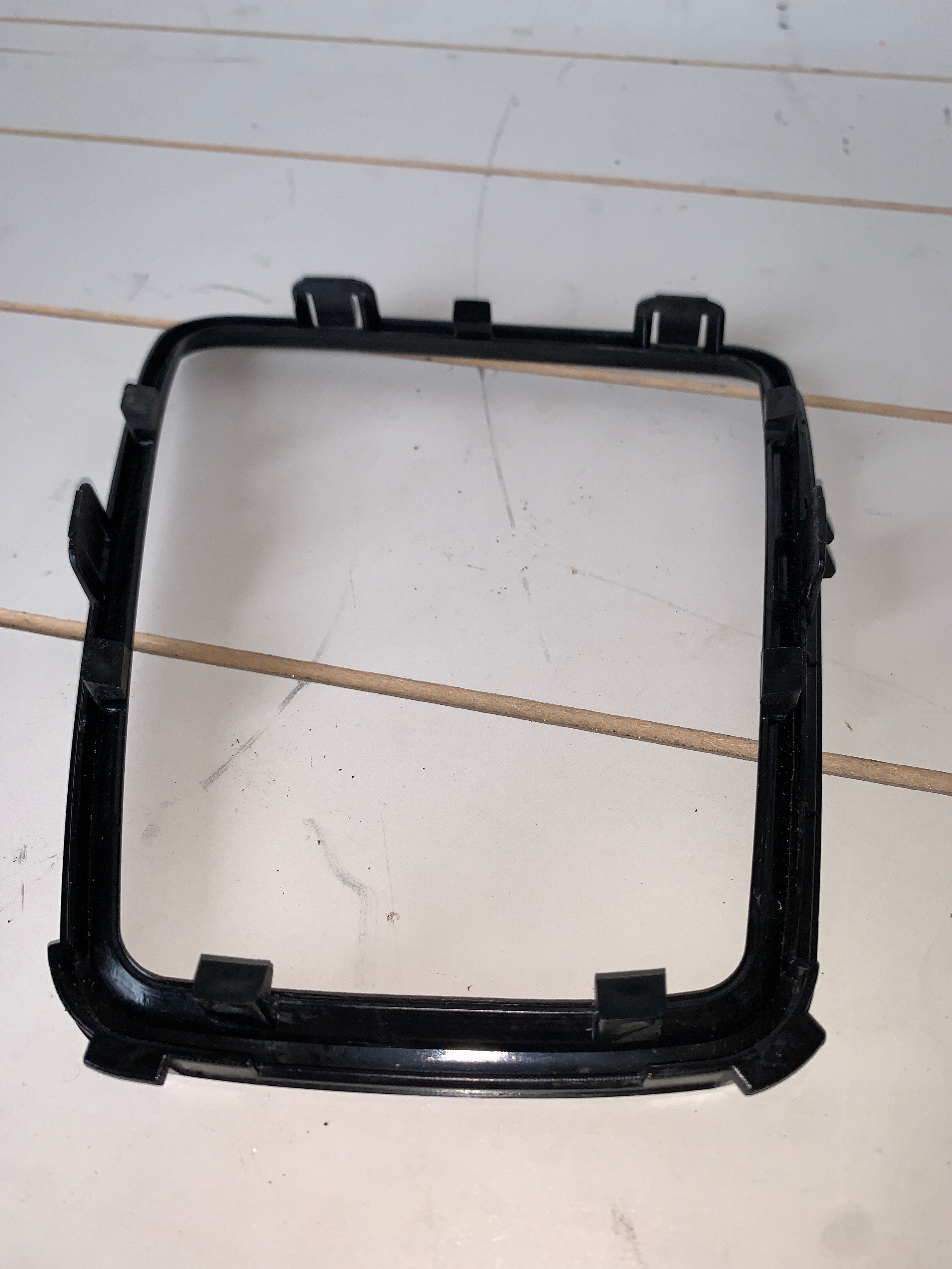 Gear Shifter Trim (aftermarket), R32