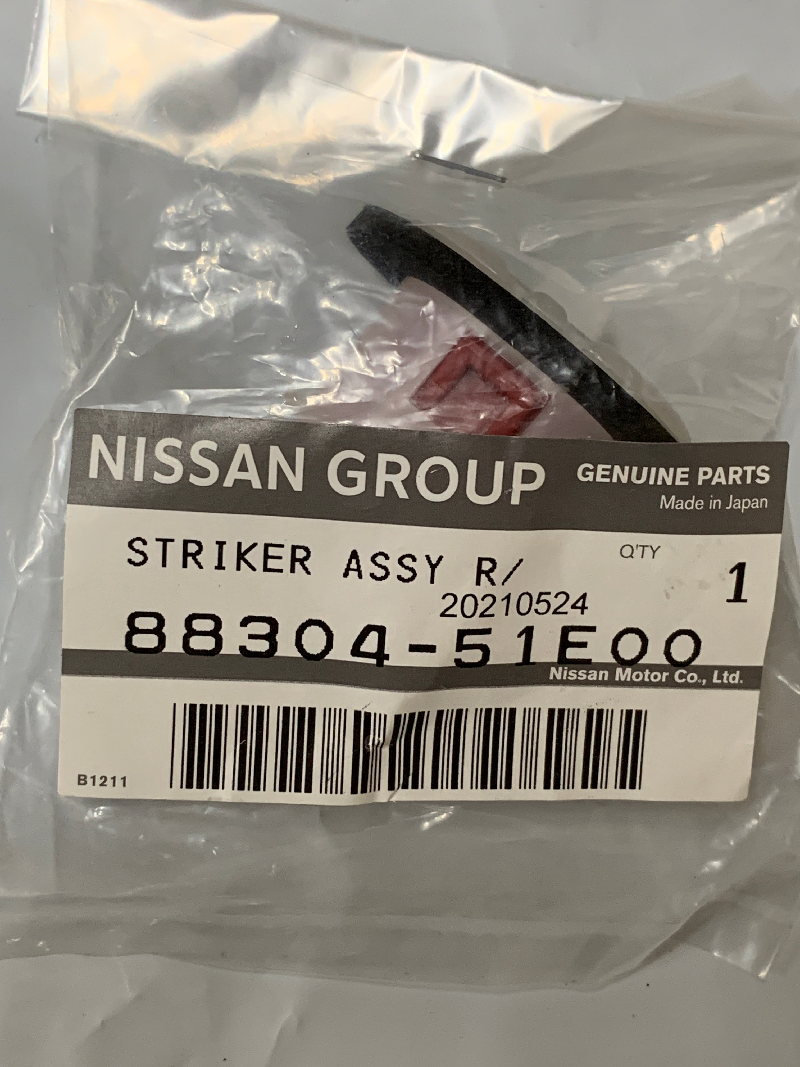 NEW Rear Seat Cushion Hook, R32/33/34