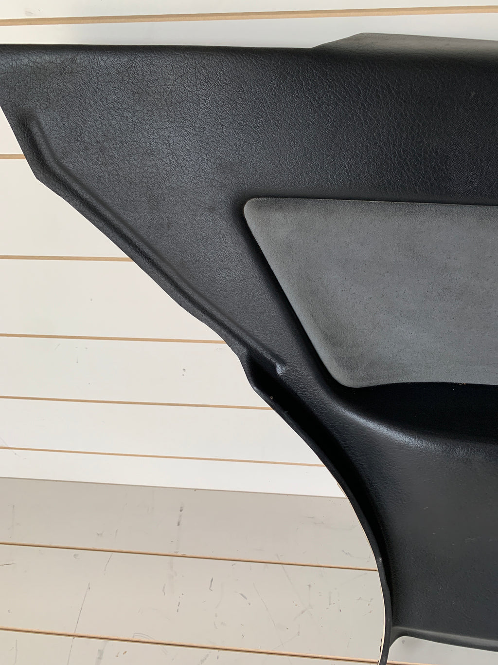 LEFT Lower 1/4 Trim, R32 GT-R